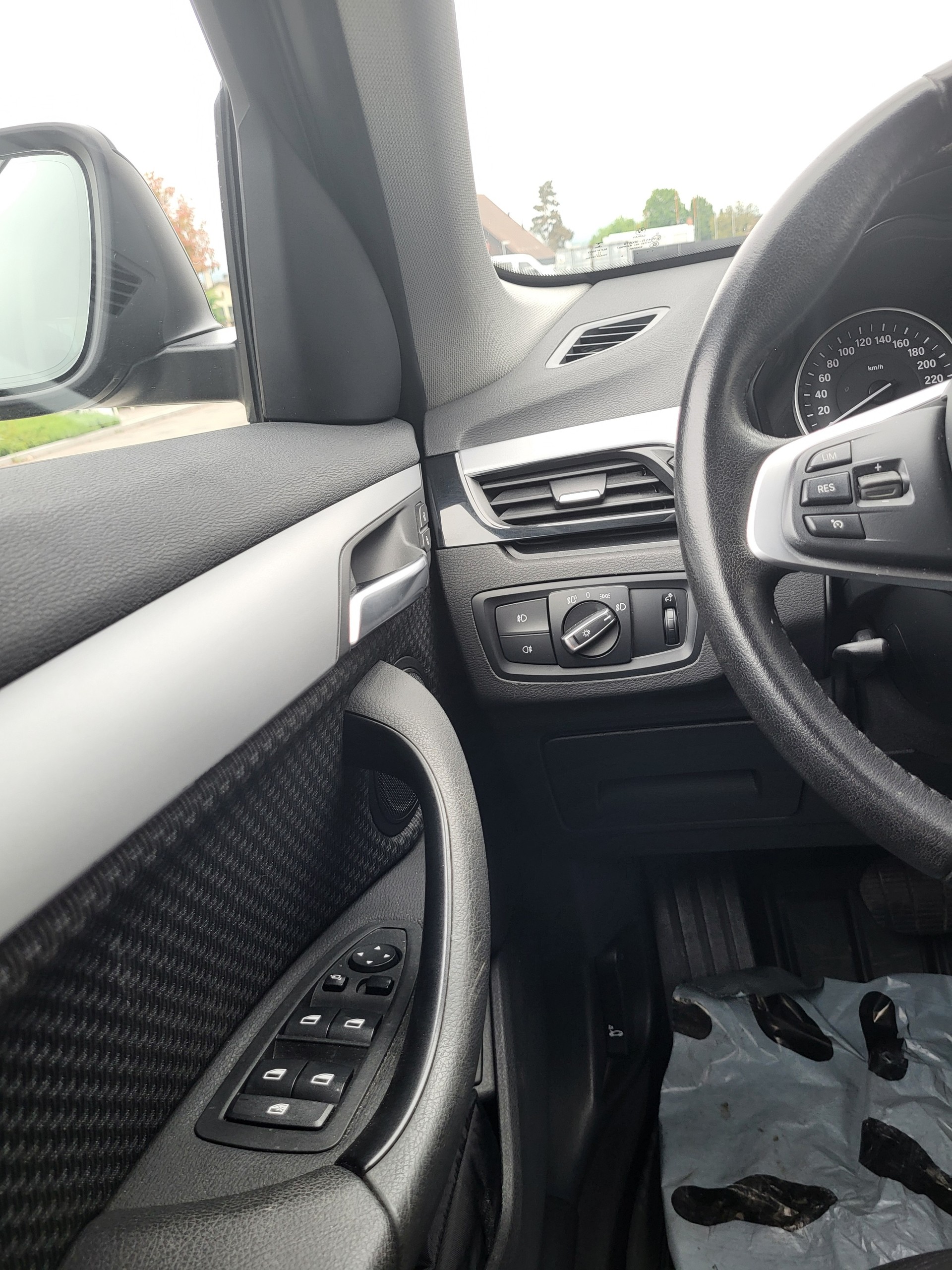 BMW X1 xDrive 20d Sport Line Steptronic-image-9
