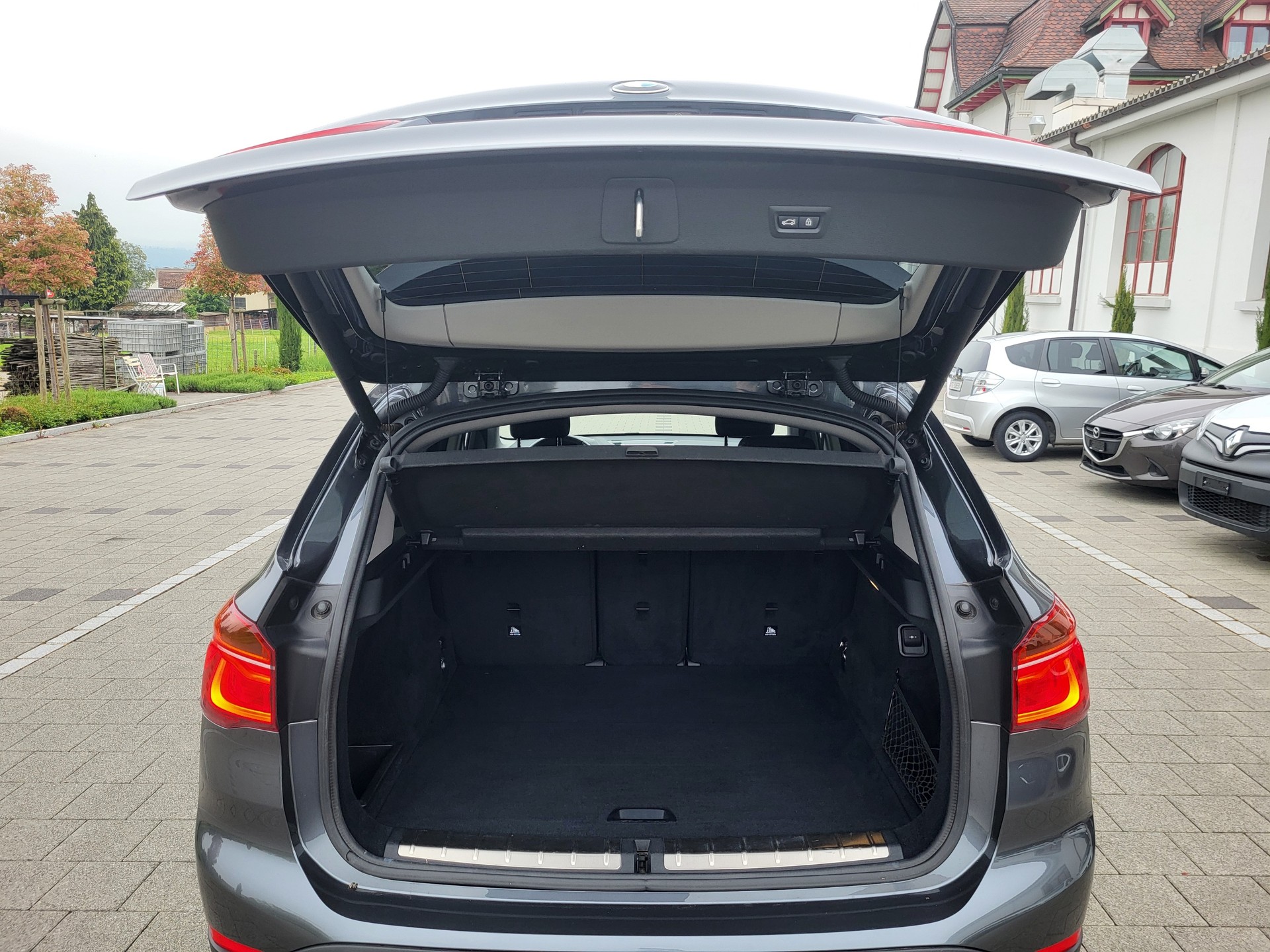 BMW X1 xDrive 20d Sport Line Steptronic-image-13