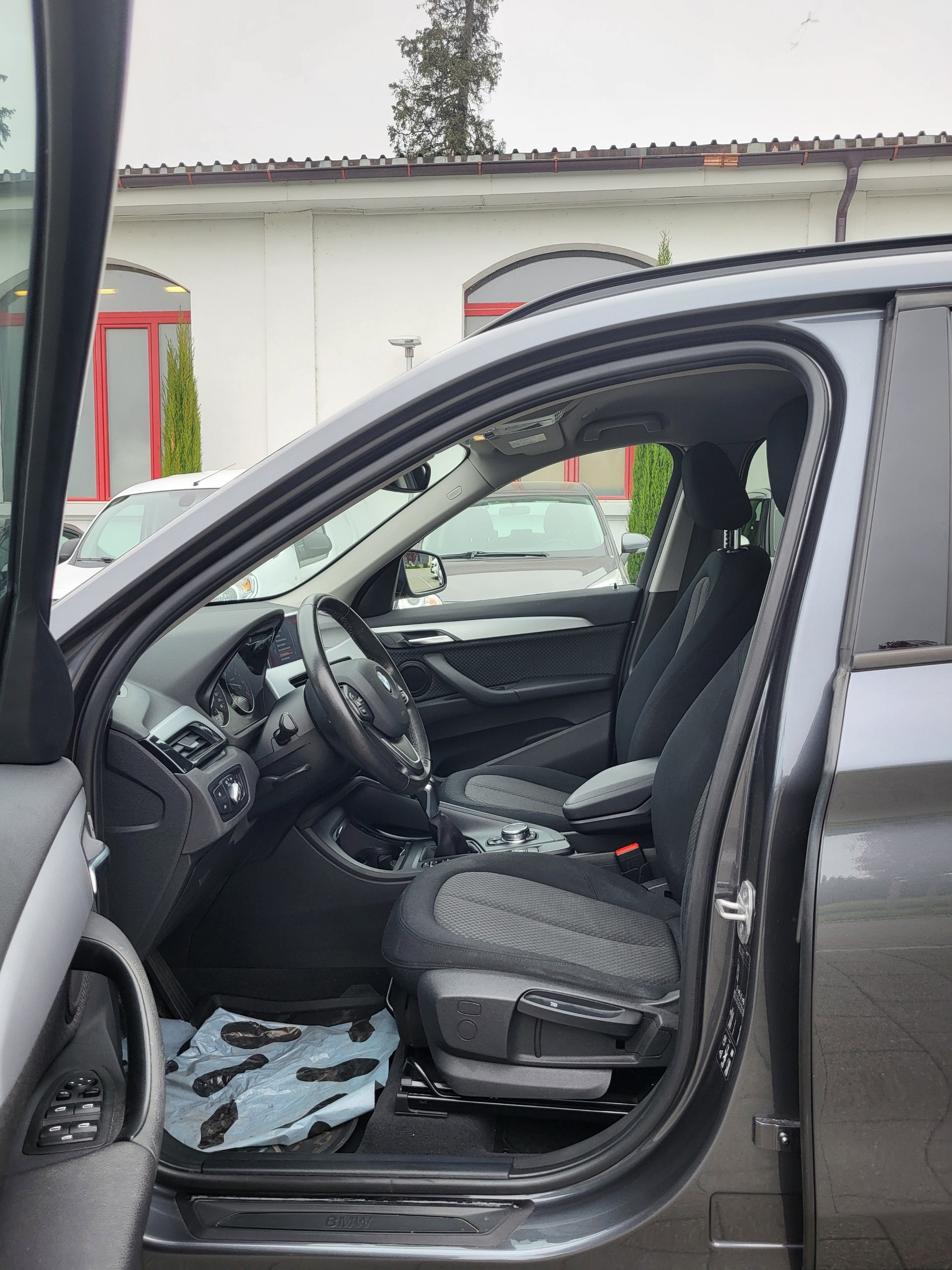 BMW X1 xDrive 20d Sport Line Steptronic-image-10