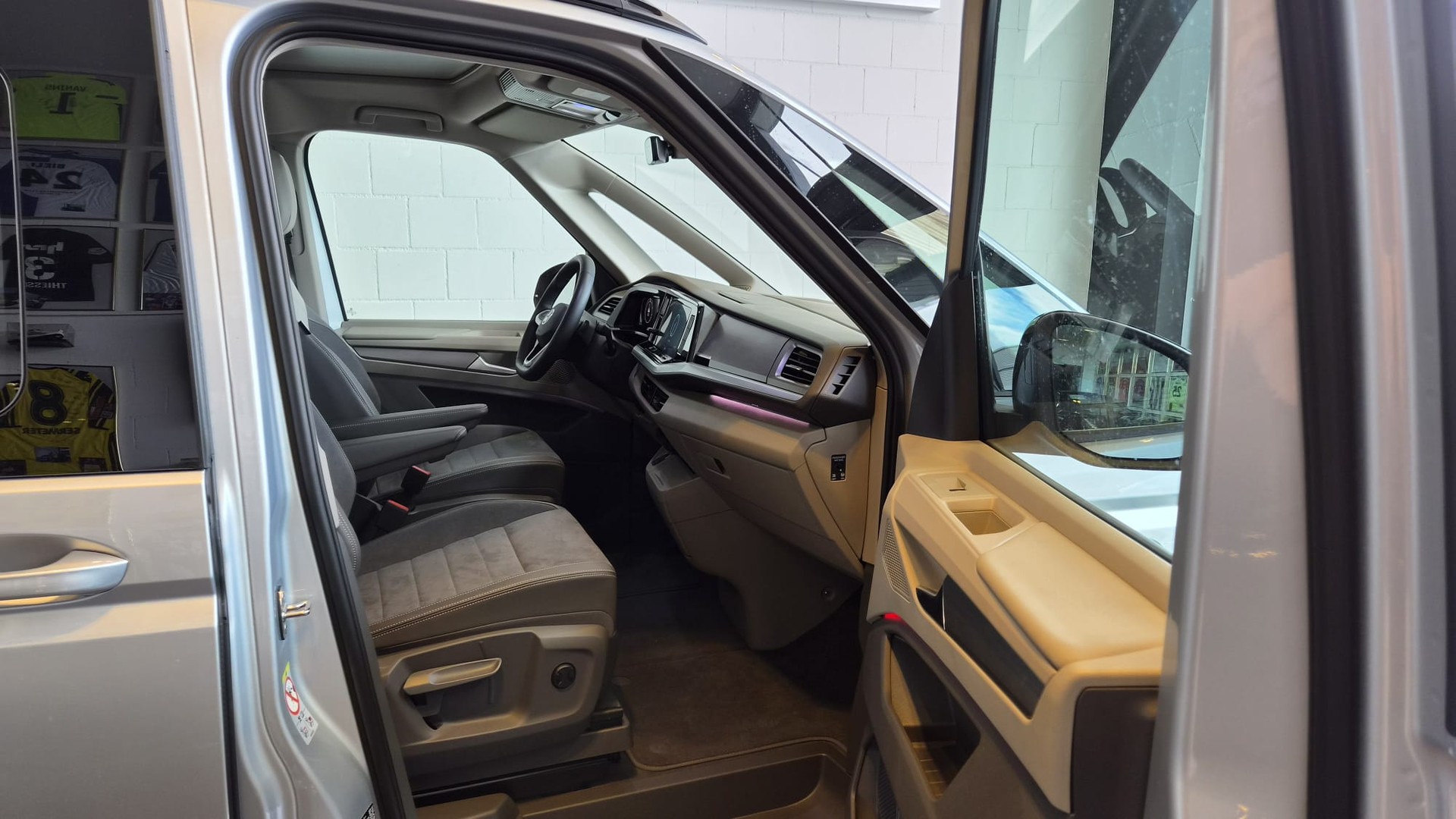 VW California eHybrid Ocean Liberty 4Motion-image-12