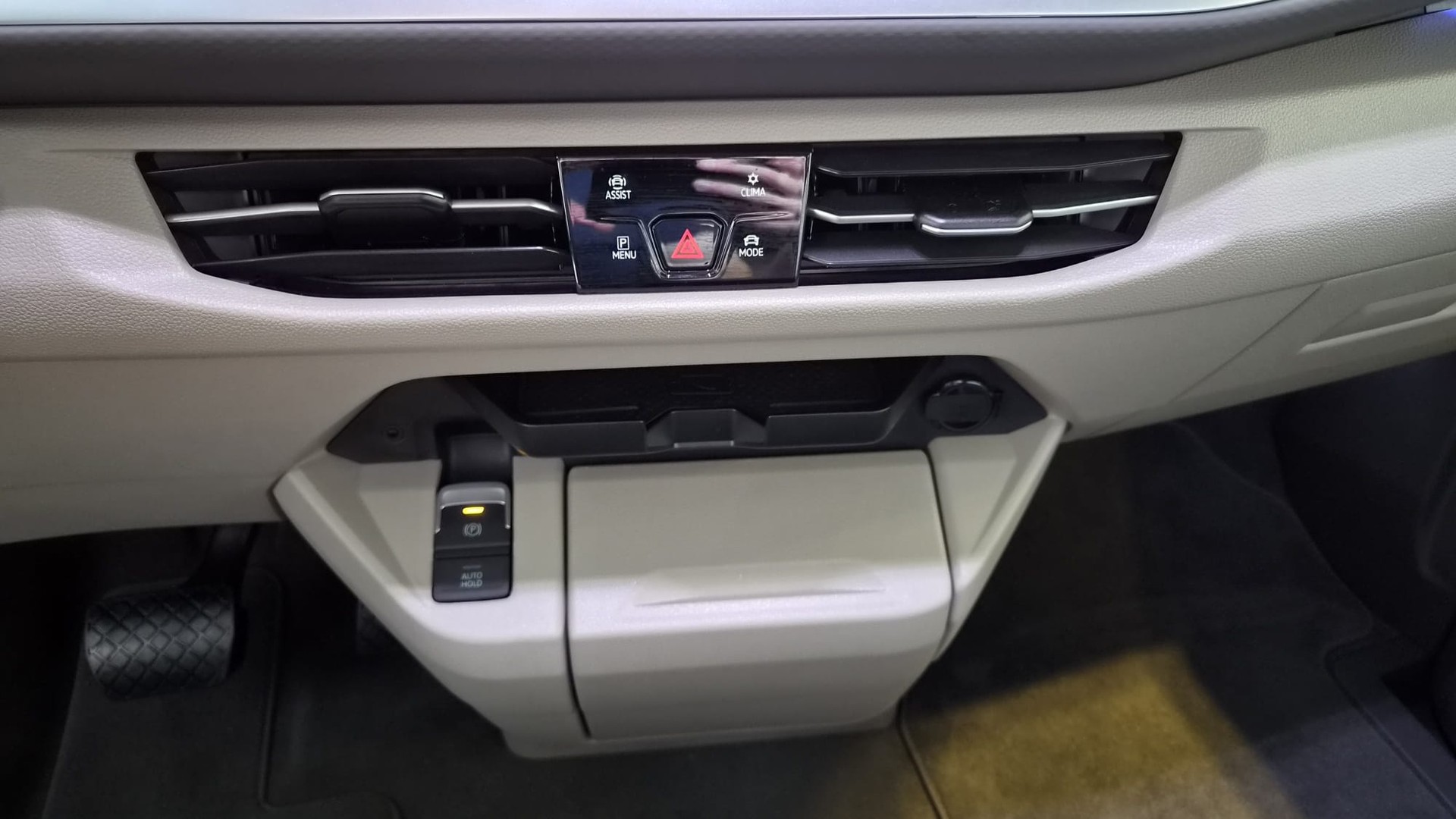 VW California eHybrid Ocean Liberty 4Motion-image-21