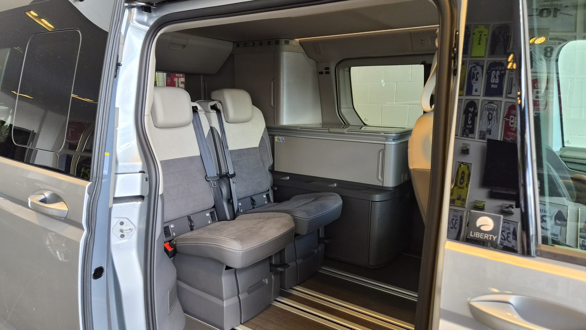VW California eHybrid Ocean Liberty 4Motion-image-13
