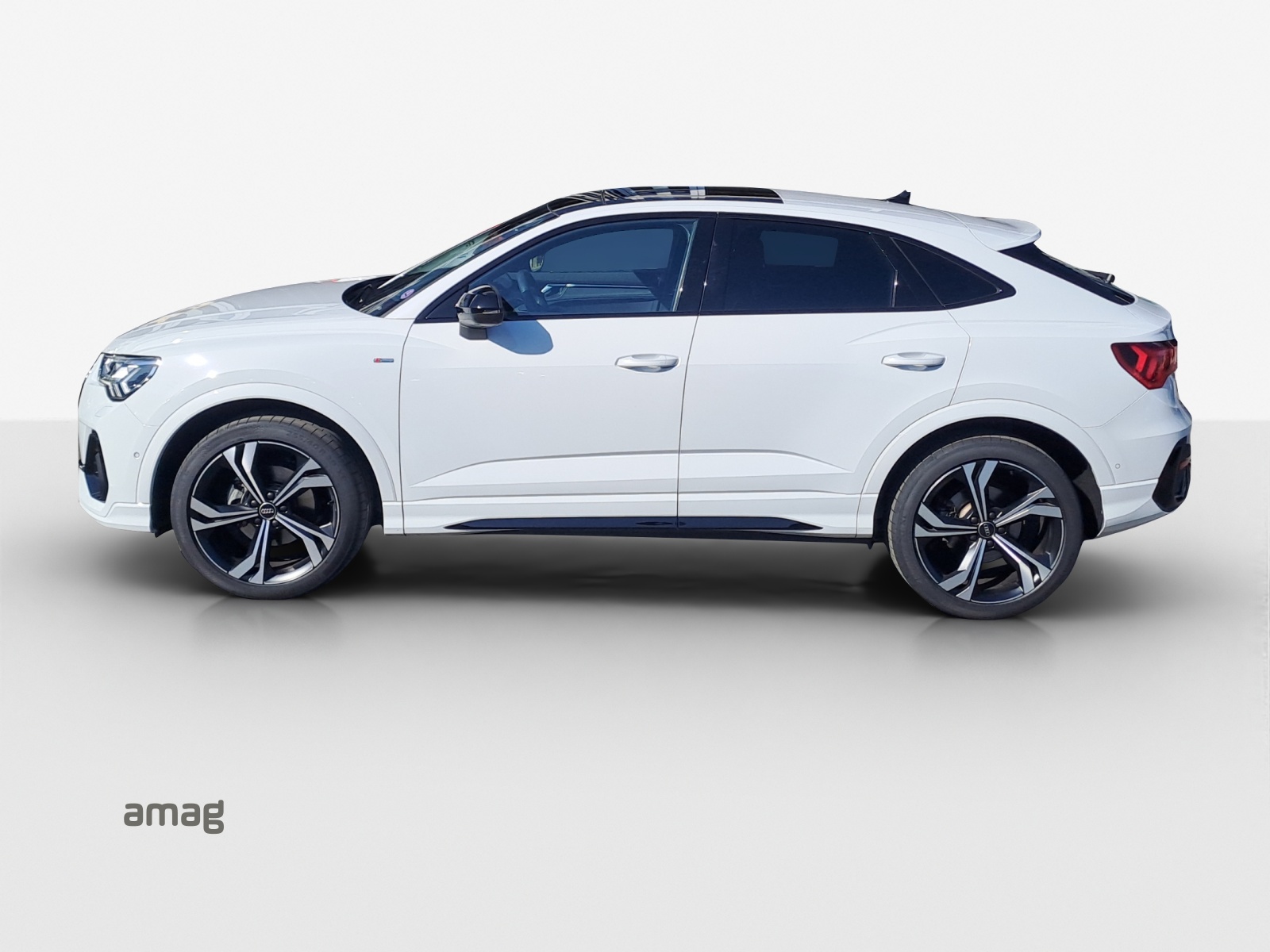 AUDI Q3 Sportback 35 TFSI S line Attraction S-tronic-image-1