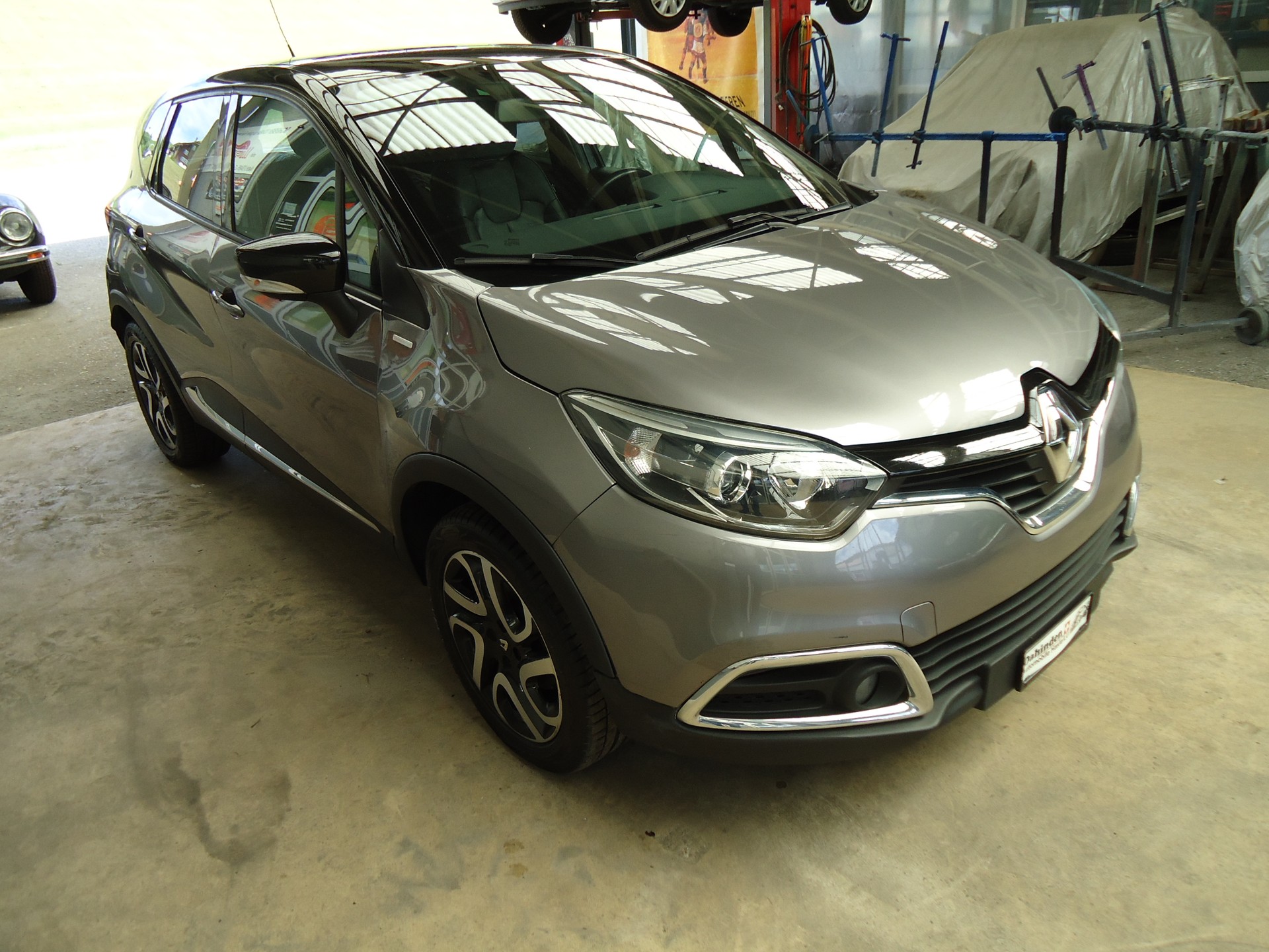 RENAULT Captur 1.2 T 16V Swiss Edition EDC-image-1