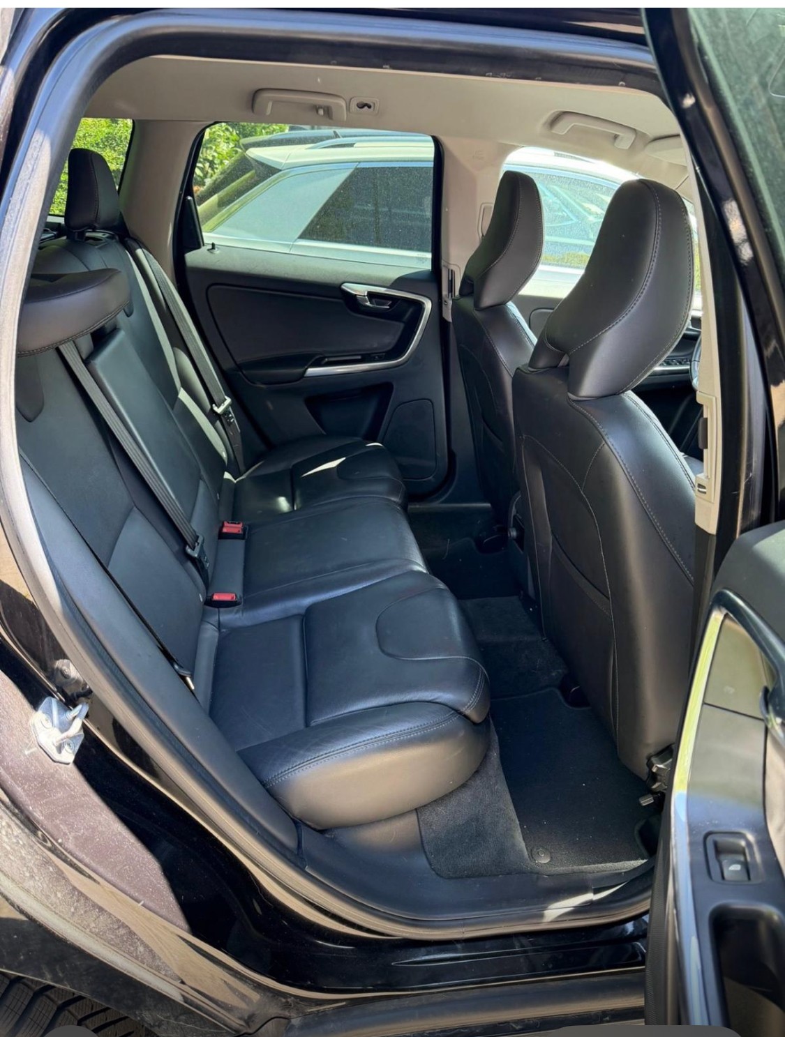 VOLVO XC60 T5 Executive Geartronic-image-3