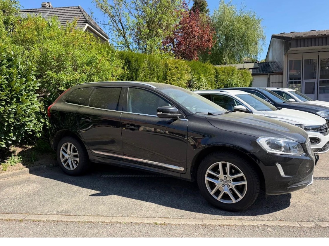 VOLVO XC60 T5 Executive Geartronic-image-2