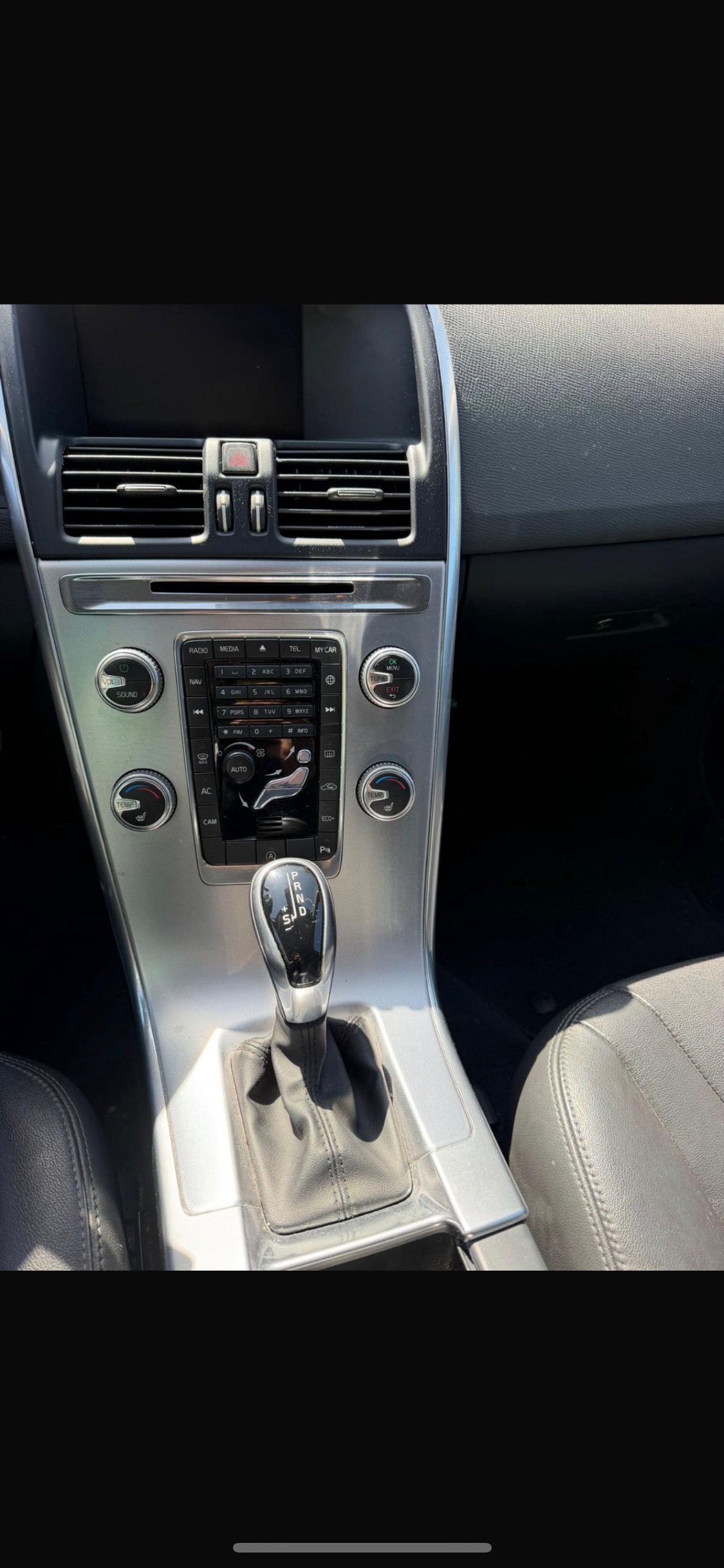 VOLVO XC60 T5 Executive Geartronic-image-10