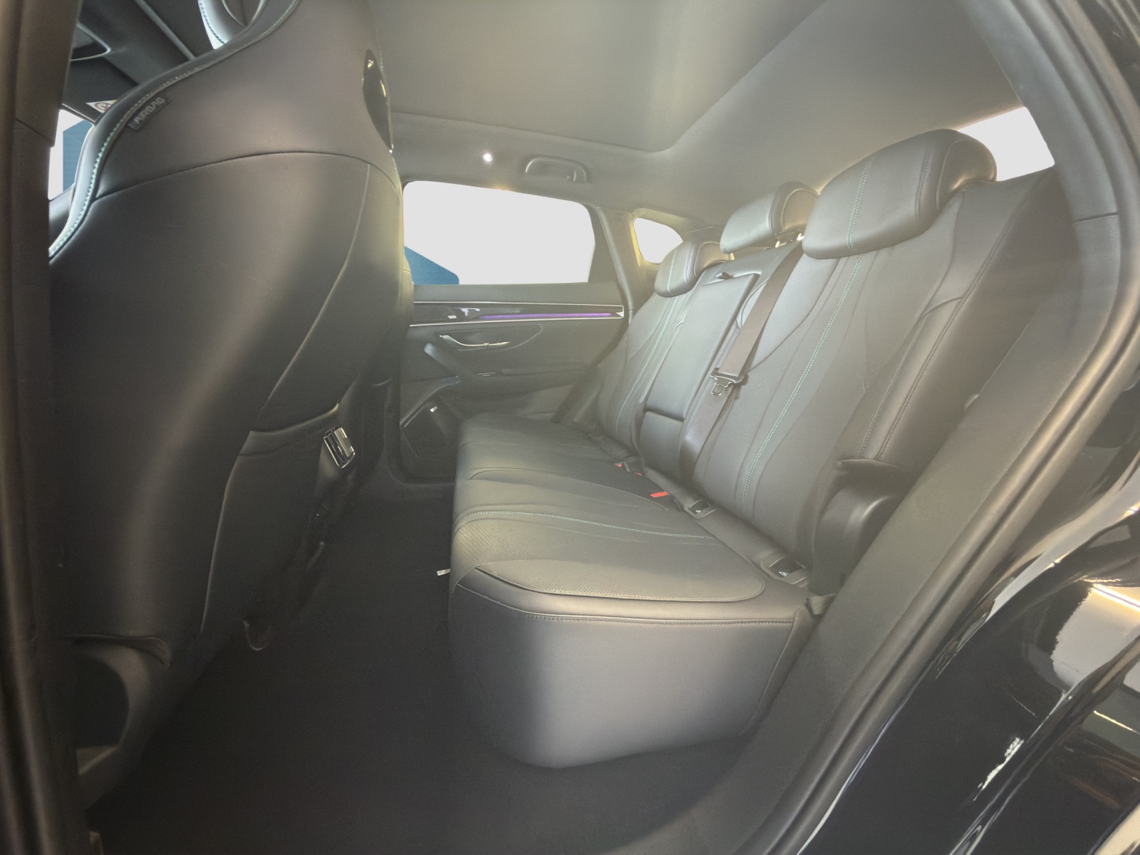 BYD Seal U DM-i Design AWD-image-7