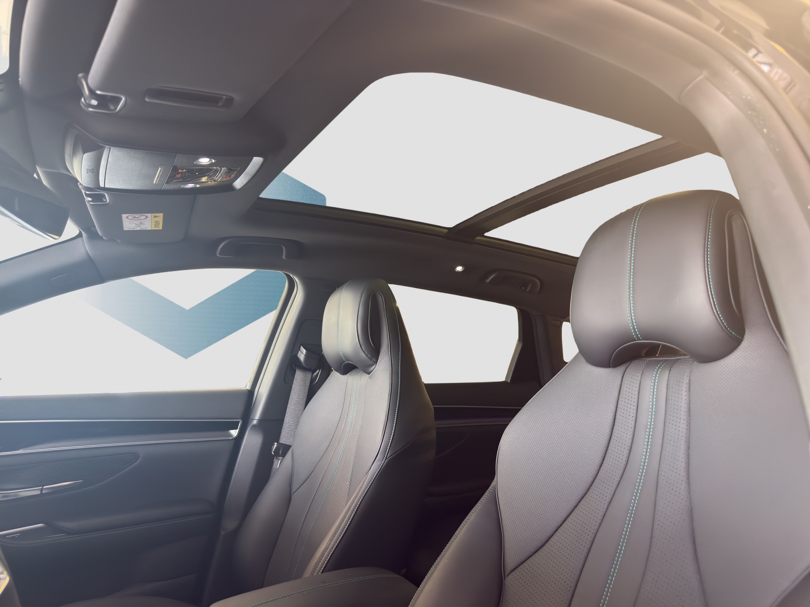 BYD Seal U DM-i Design AWD-image-11