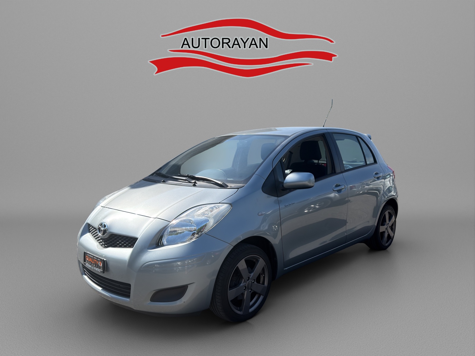 TOYOTA Yaris 1.33 Linea-image-1