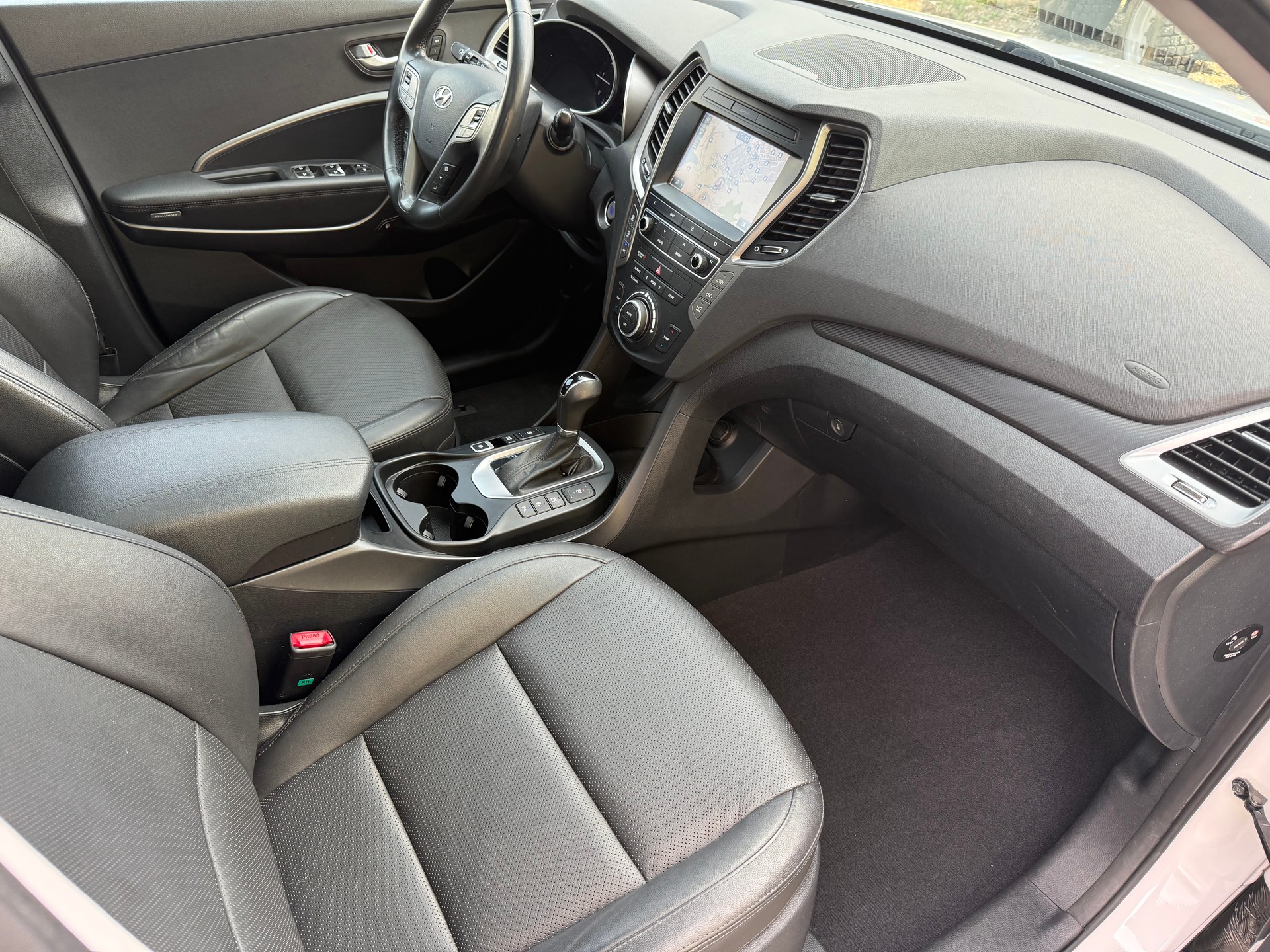 HYUNDAI Santa Fe 2.2 CRDI Vertex 4WD 7 Plätzer-image-10