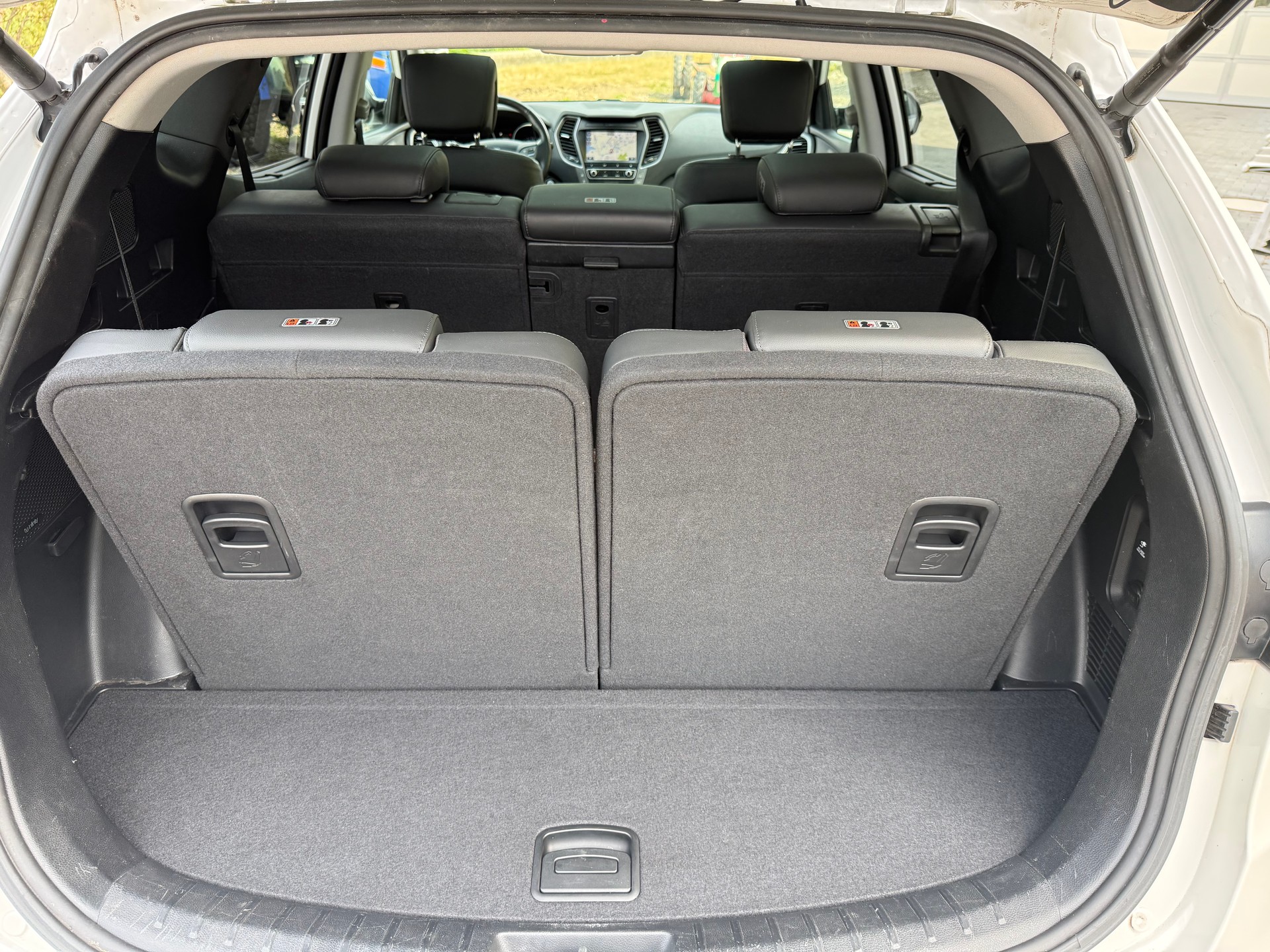 HYUNDAI Santa Fe 2.2 CRDI Vertex 4WD 7 Plätzer-image-17