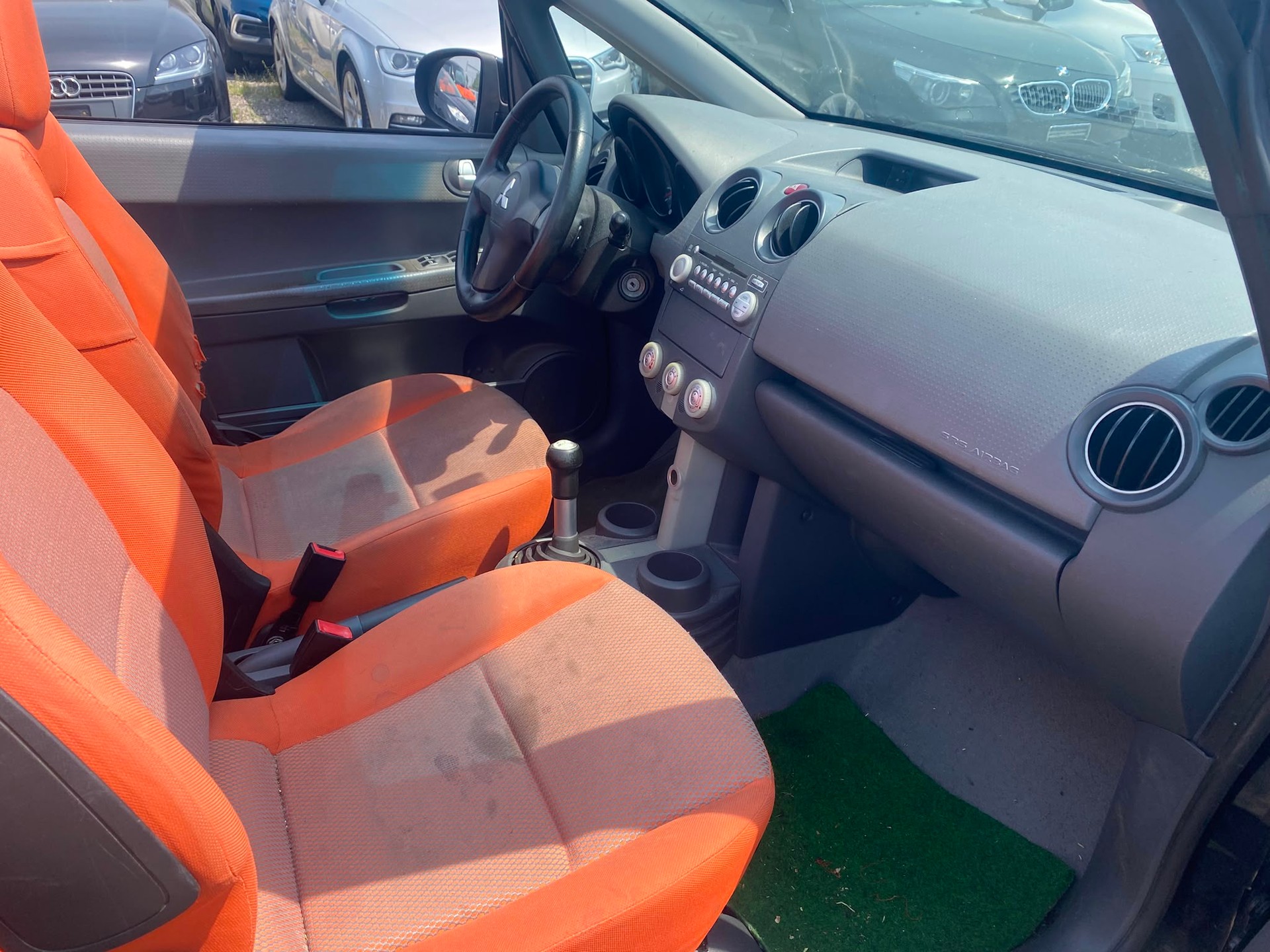 MITSUBISHI Colt Cabriolet 1.5 16V Invite-image-11