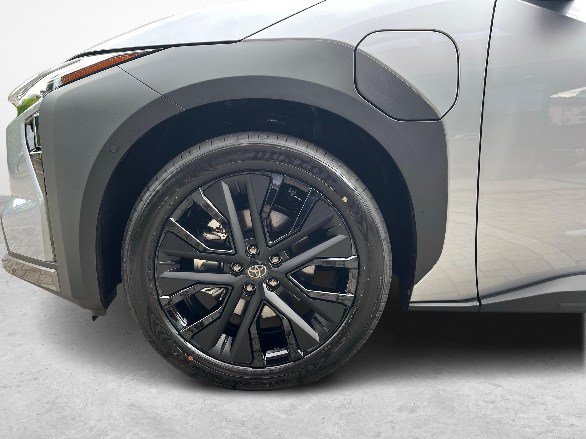 TOYOTA bZ4X Touring Premium AWD-image-12