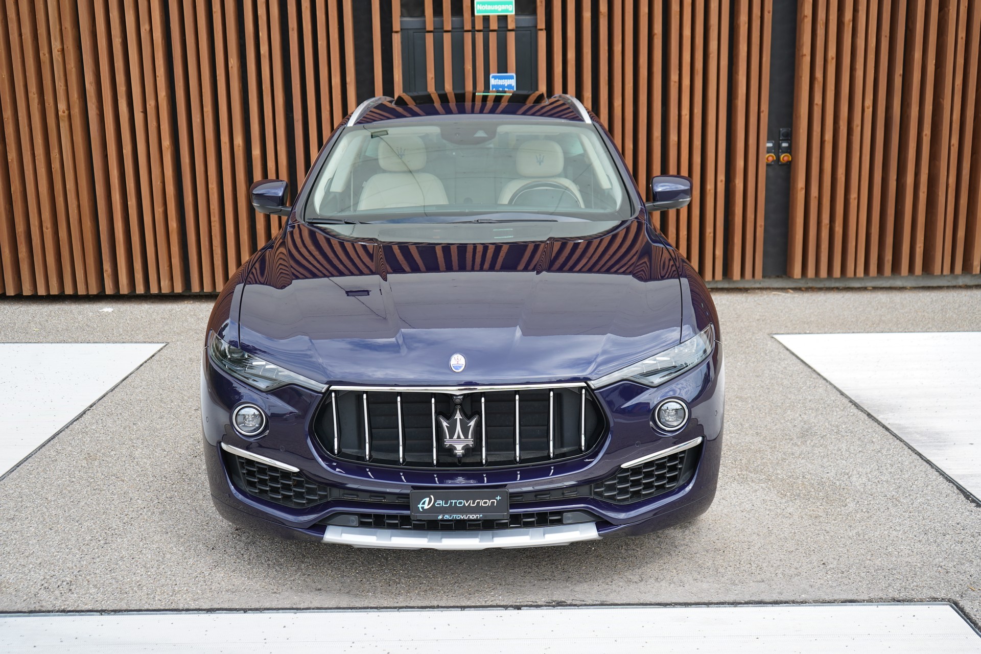 MASERATI LEVENTE S 3.0 V6 GRANLUSSO SPORT AUTOMATICA l 430 PS-image-9