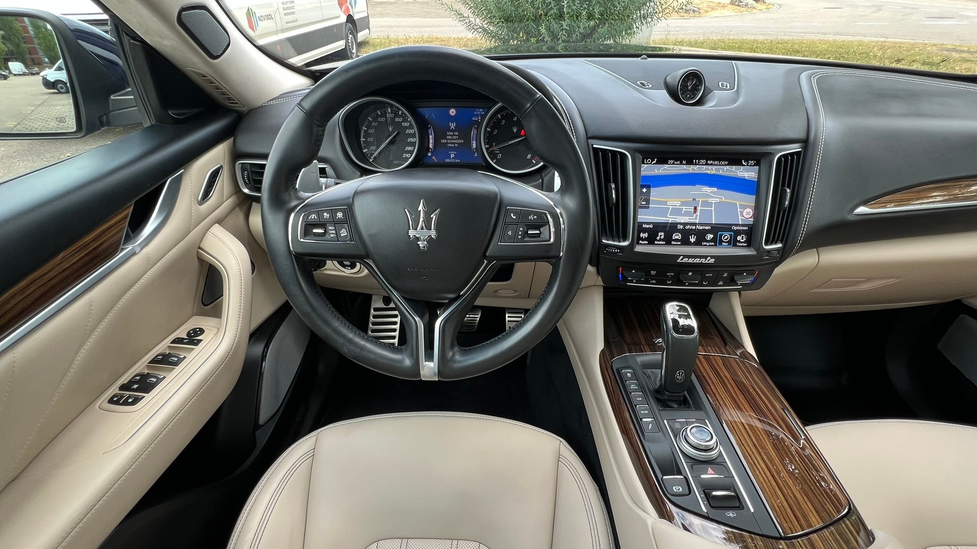 MASERATI LEVENTE S 3.0 V6 GRANLUSSO SPORT AUTOMATICA l 430 PS-image-16
