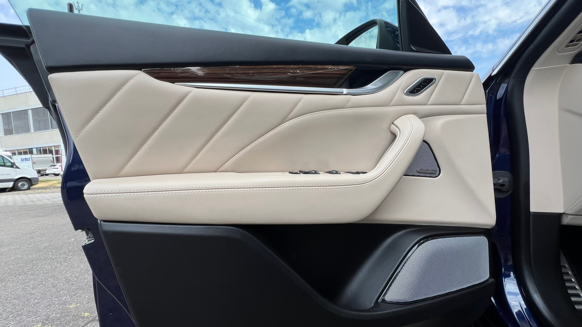 MASERATI LEVENTE S 3.0 V6 GRANLUSSO SPORT AUTOMATICA l 430 PS-image-24