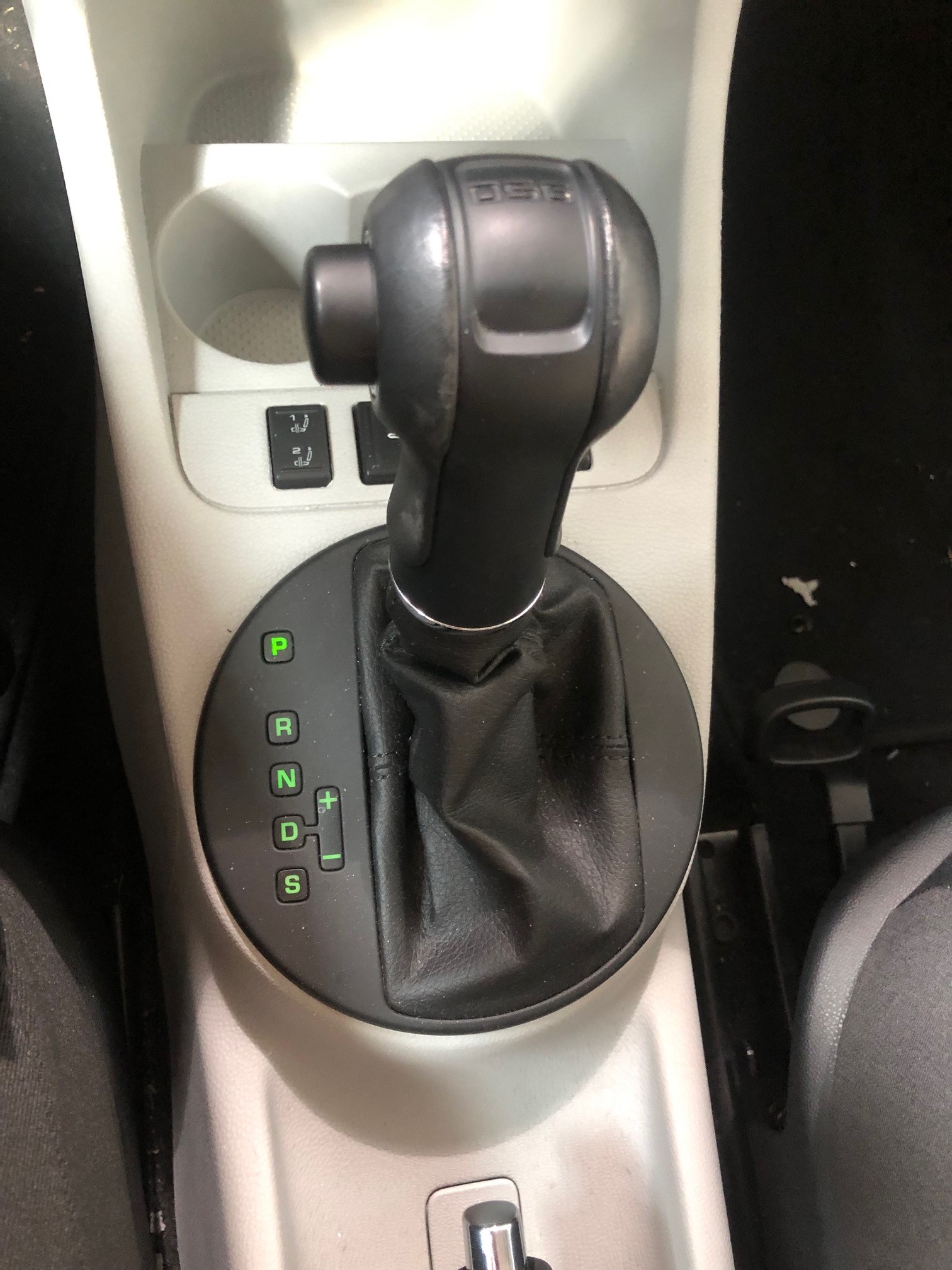 SKODA Fabia 1.2 TSI Ambition Plus DSG-image-8