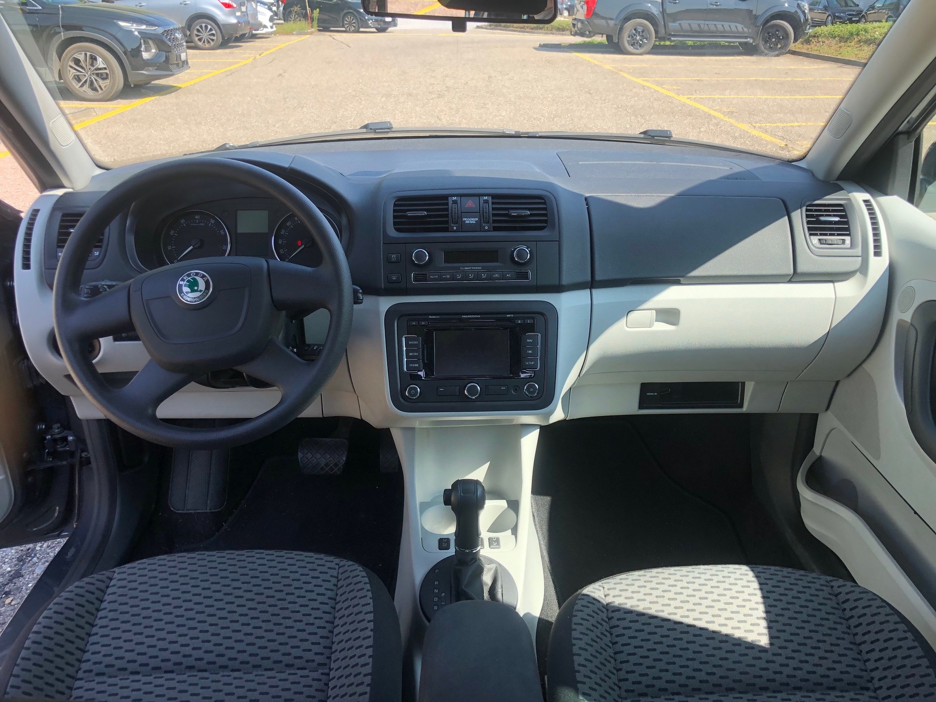 SKODA Fabia 1.2 TSI Ambition Plus DSG-image-6
