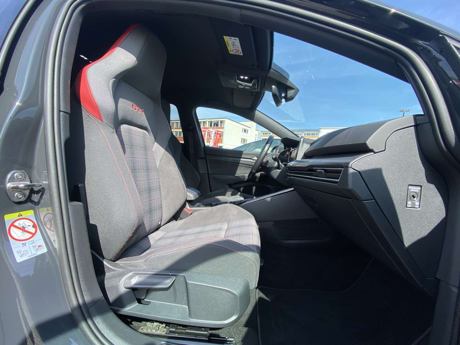 VW Golf 2.0 TSi GTi DSG-Automat 245PS-image-10