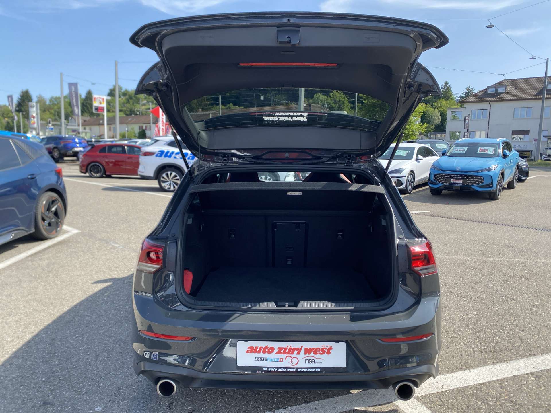 VW Golf 2.0 TSi GTi DSG-Automat 245PS-image-5
