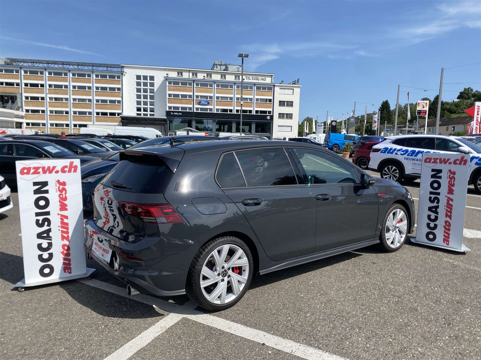 VW Golf 2.0 TSi GTi DSG-Automat 245PS-image-15