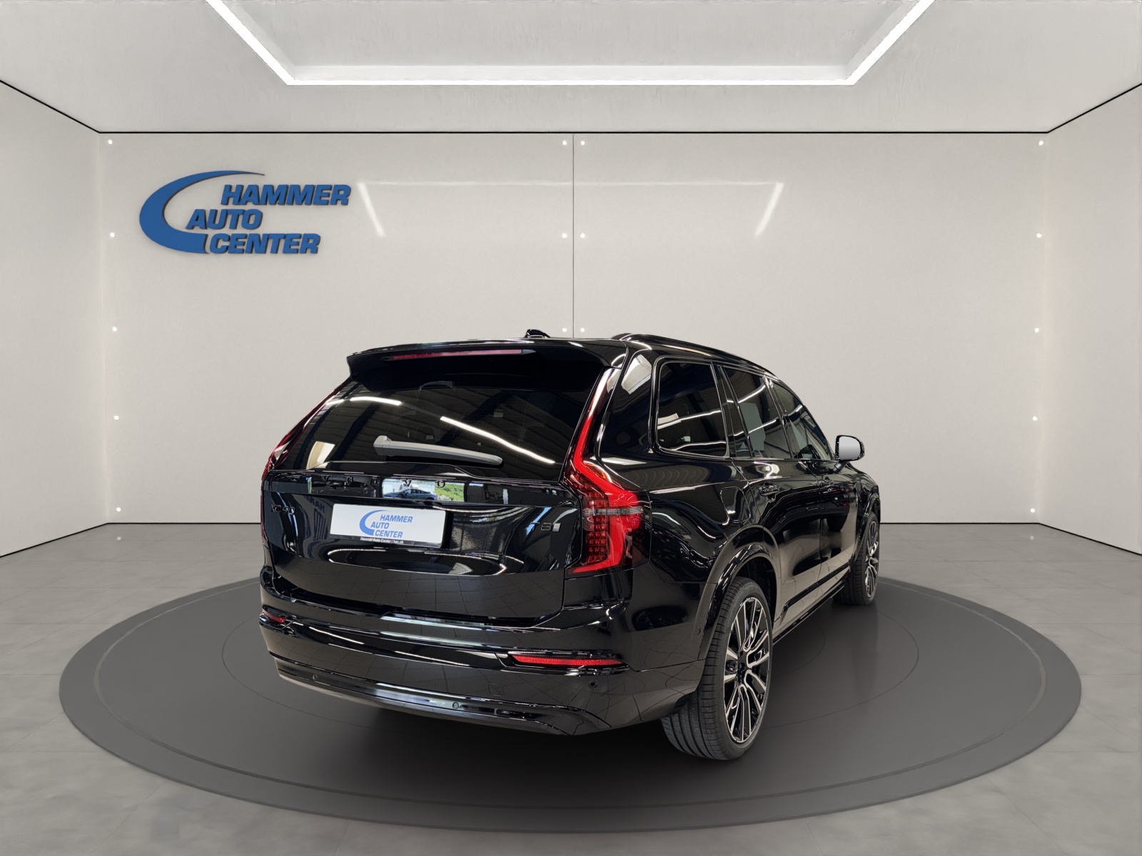 VOLVO XC90 XCLUSIVE-image-4