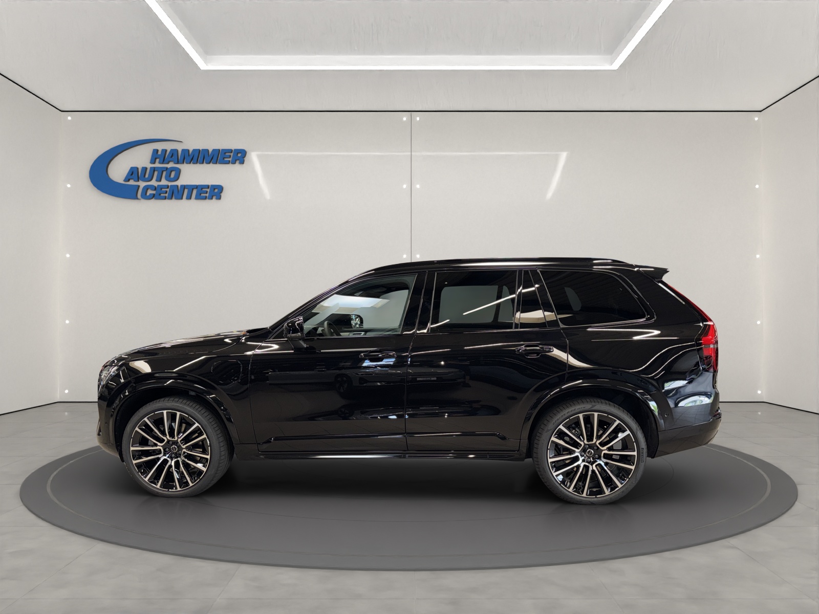 VOLVO XC90 XCLUSIVE-image-1