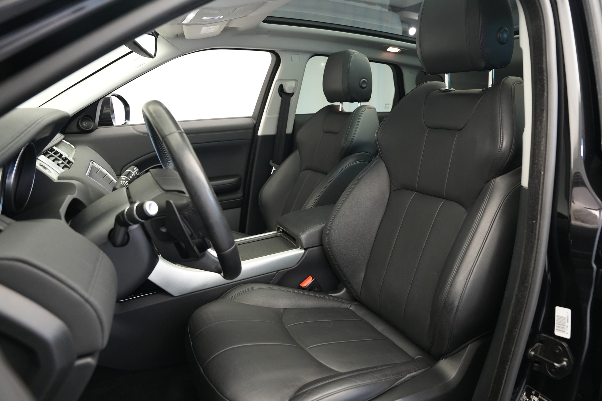 LAND ROVER Range Rover Evoque 2.0 Si4 HSE Dynamic AT9-image-12
