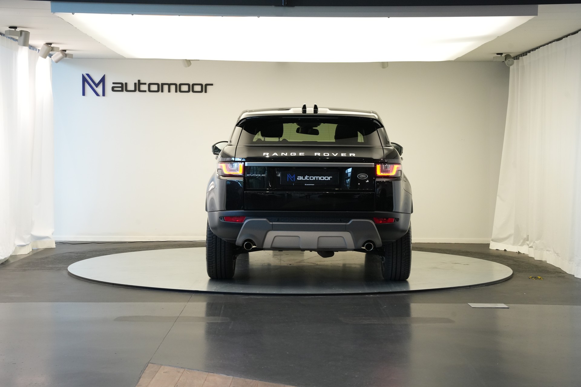 LAND ROVER Range Rover Evoque 2.0 Si4 HSE Dynamic AT9-image-5