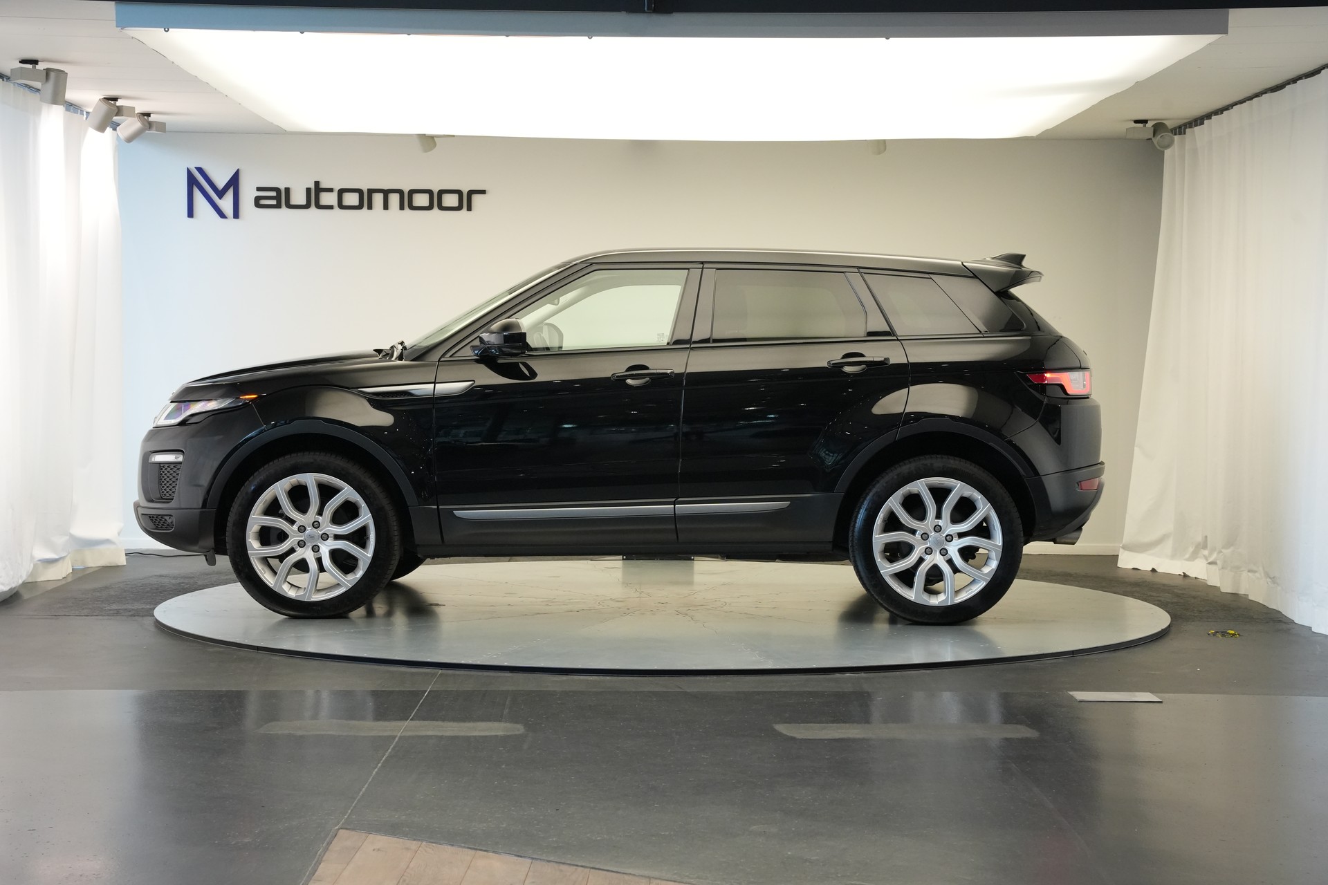 LAND ROVER Range Rover Evoque 2.0 Si4 HSE Dynamic AT9-image-7