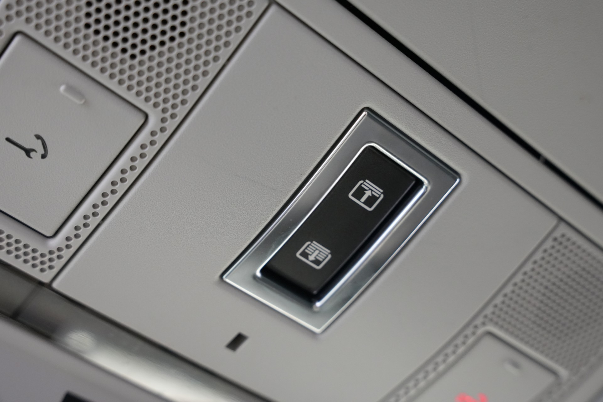 LAND ROVER Range Rover Evoque 2.0 Si4 HSE Dynamic AT9-image-30