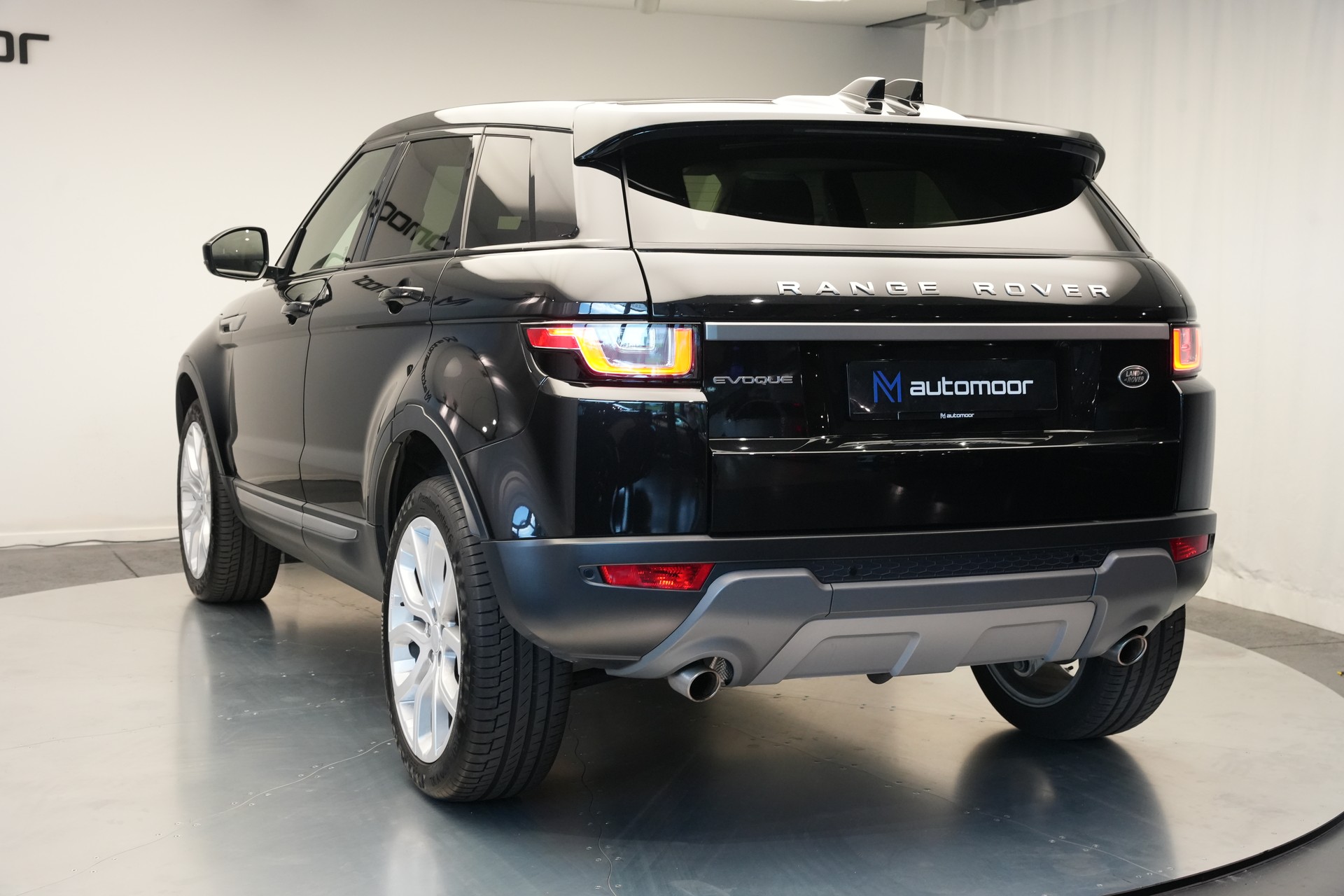 LAND ROVER Range Rover Evoque 2.0 Si4 HSE Dynamic AT9-image-35