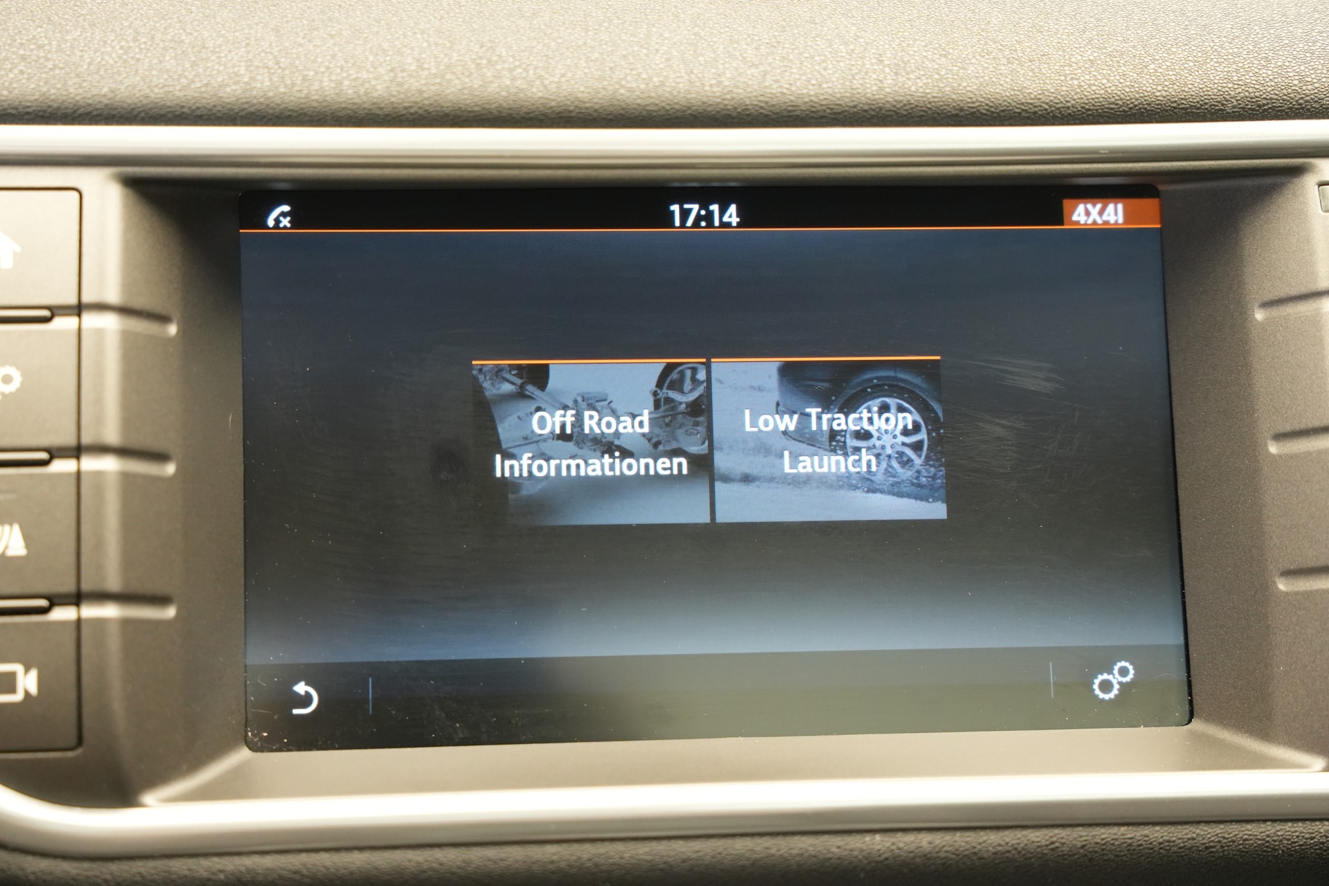 LAND ROVER Range Rover Evoque 2.0 Si4 HSE Dynamic AT9-image-31