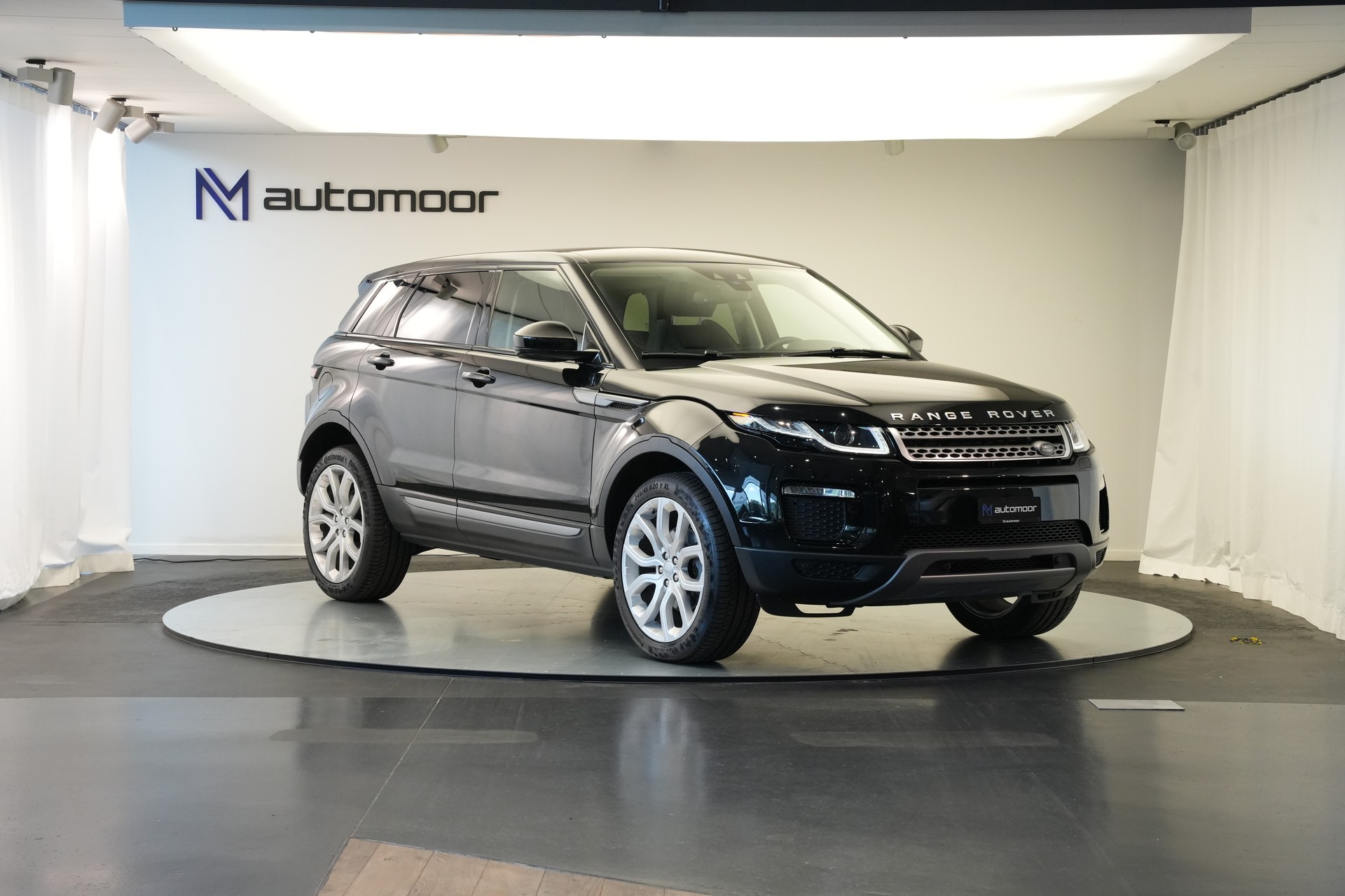 LAND ROVER Range Rover Evoque 2.0 Si4 HSE Dynamic AT9-showroom-element-2