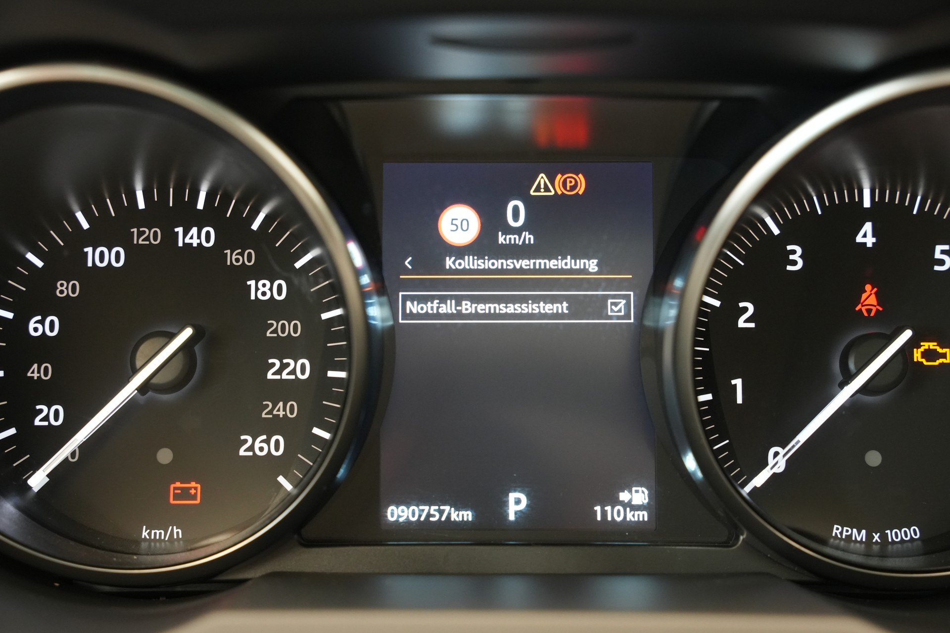 LAND ROVER Range Rover Evoque 2.0 Si4 HSE Dynamic AT9-image-32