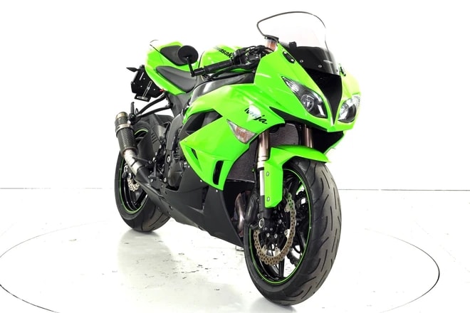 KAWASAKI Ninja ZX-6R-showroom-element-1