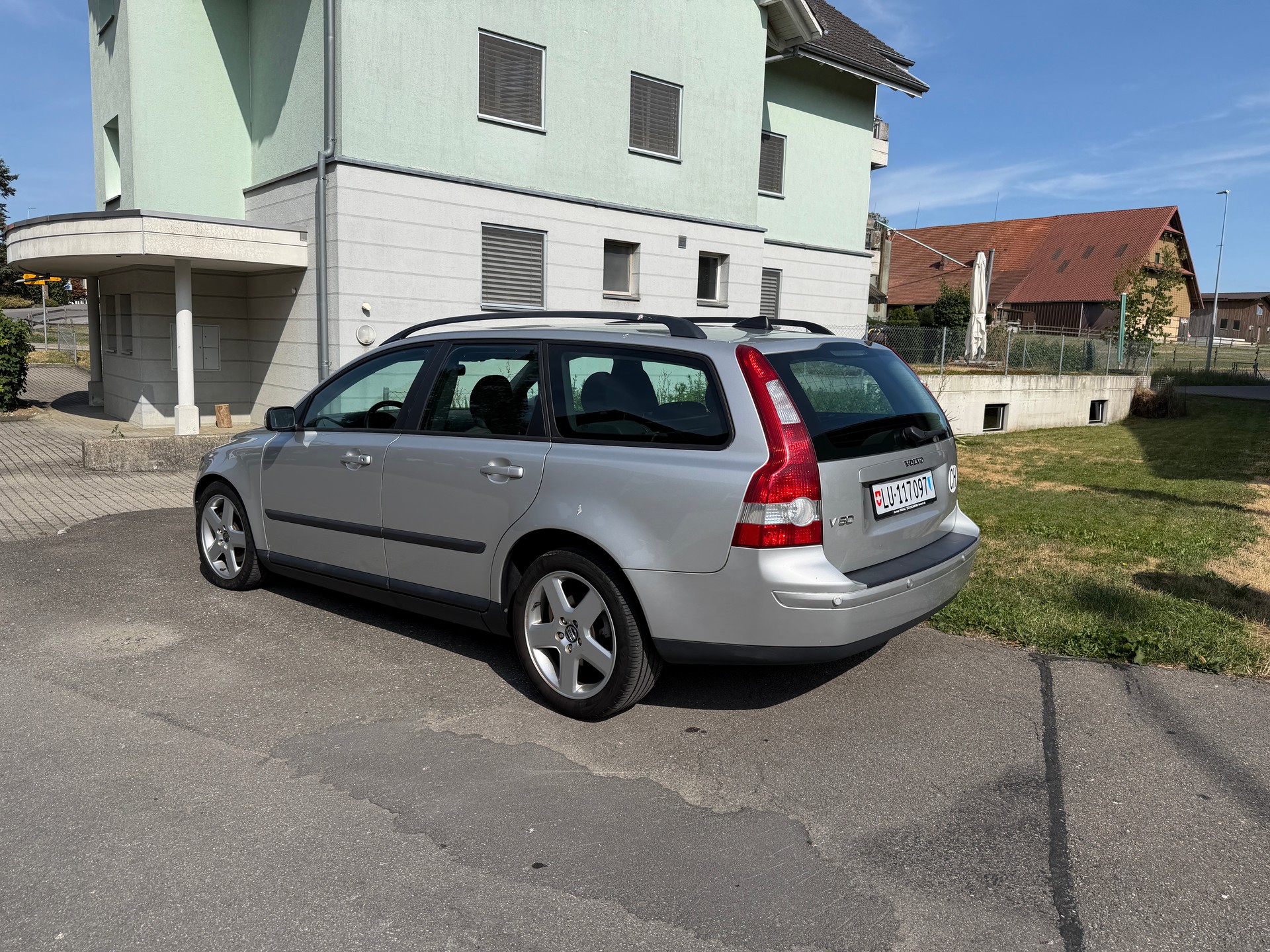 VOLVO 2.4 20V Kinetic-image-2