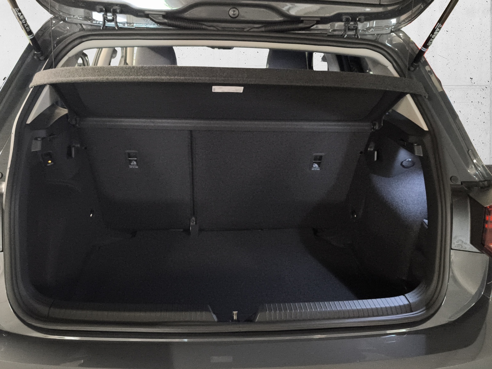 VW Golf 1.5 e TSI mHEV Value DSG-image-12