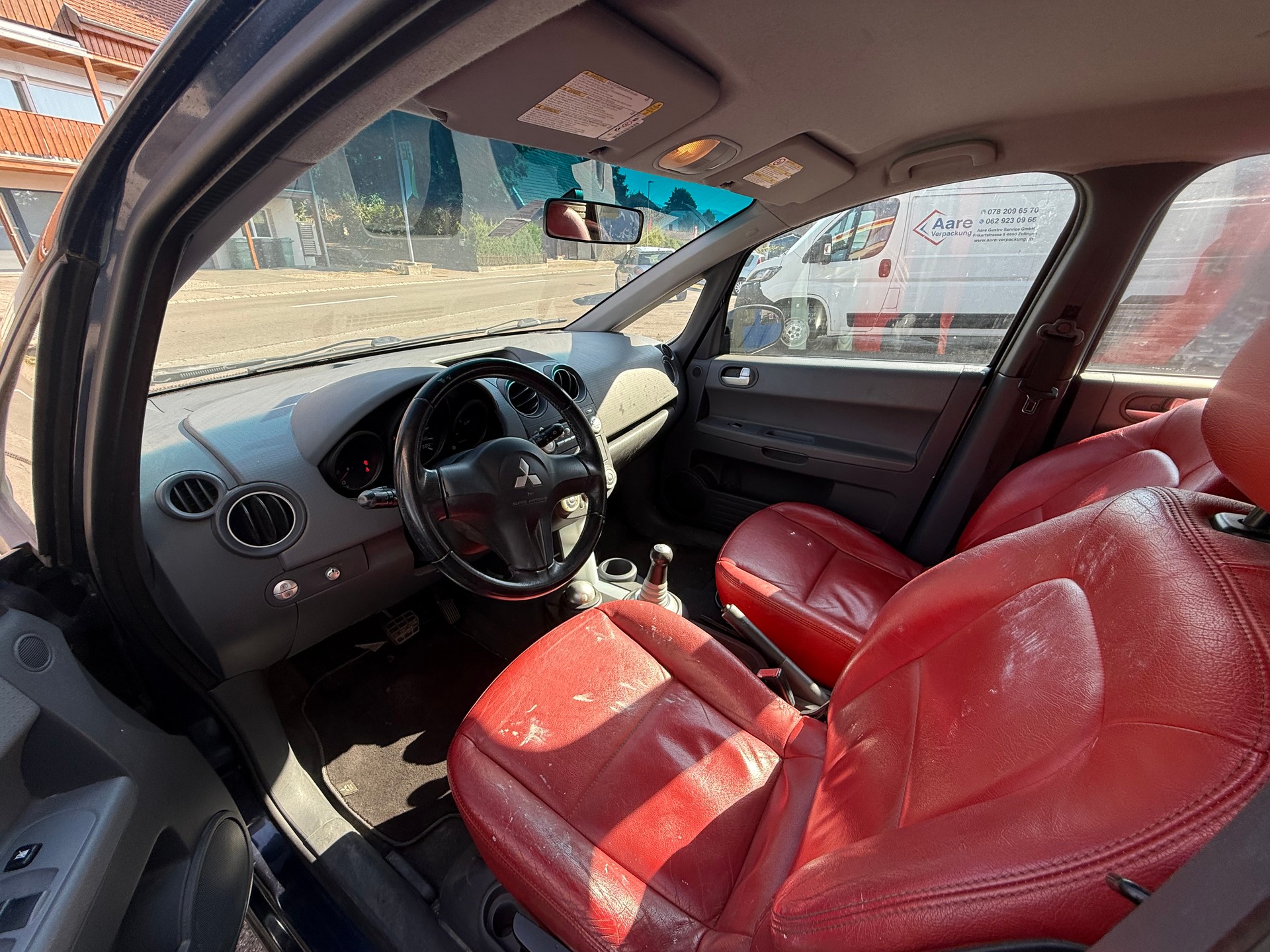 MITSUBISHI Colt 1.5 16V Invite-image-8