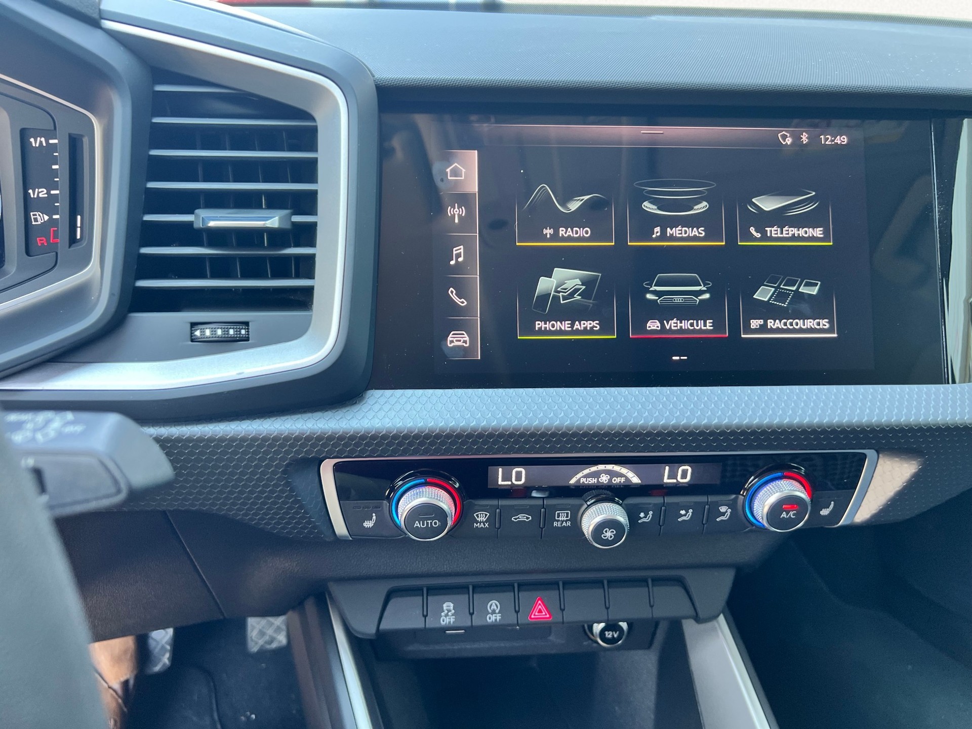 AUDI A1 Sportback 35 TFSI S Line S-tronic-image-4