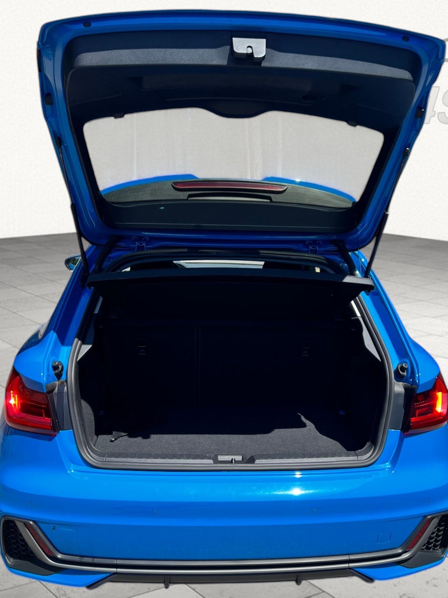 AUDI A1 Sportback 35 TFSI S Line S-tronic-image-8