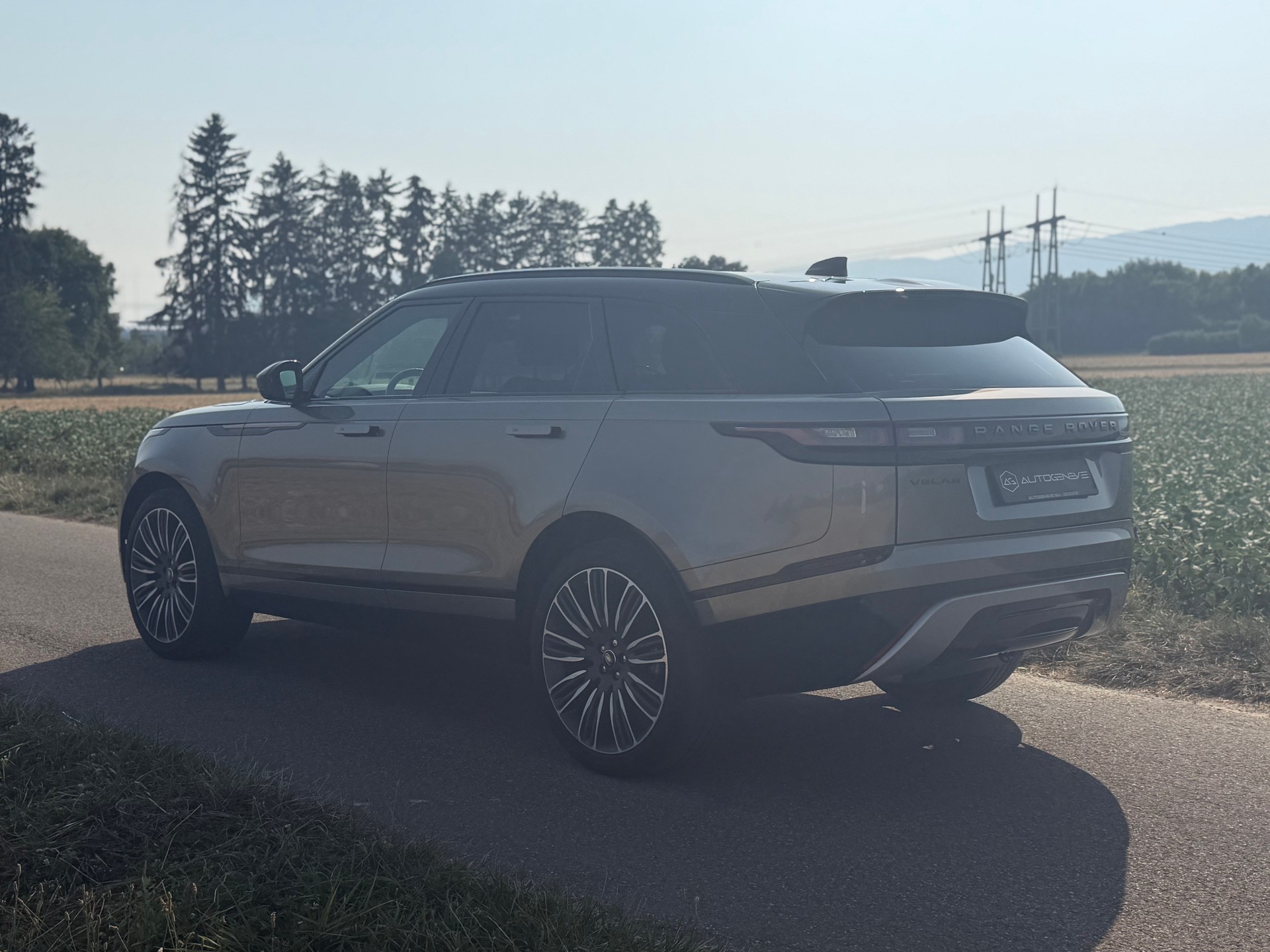 LAND ROVER Range Rover Velar R-Dynamic P 250 HSE Automatic-image-4