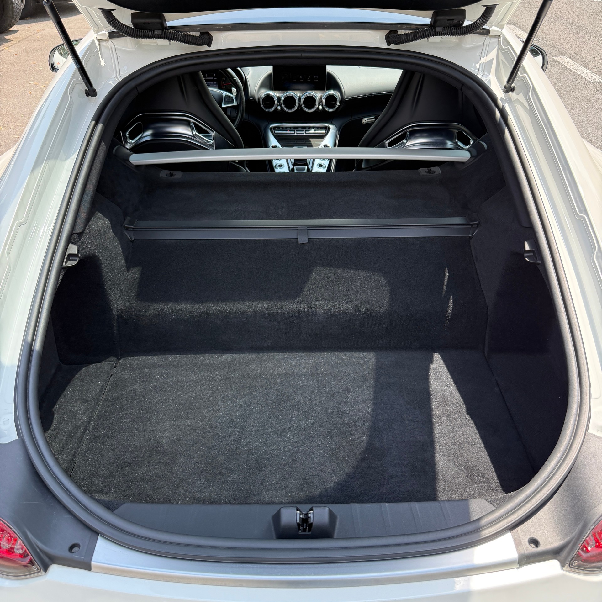 MERCEDES-BENZ AMG GT S Speedshift DCT-image-14