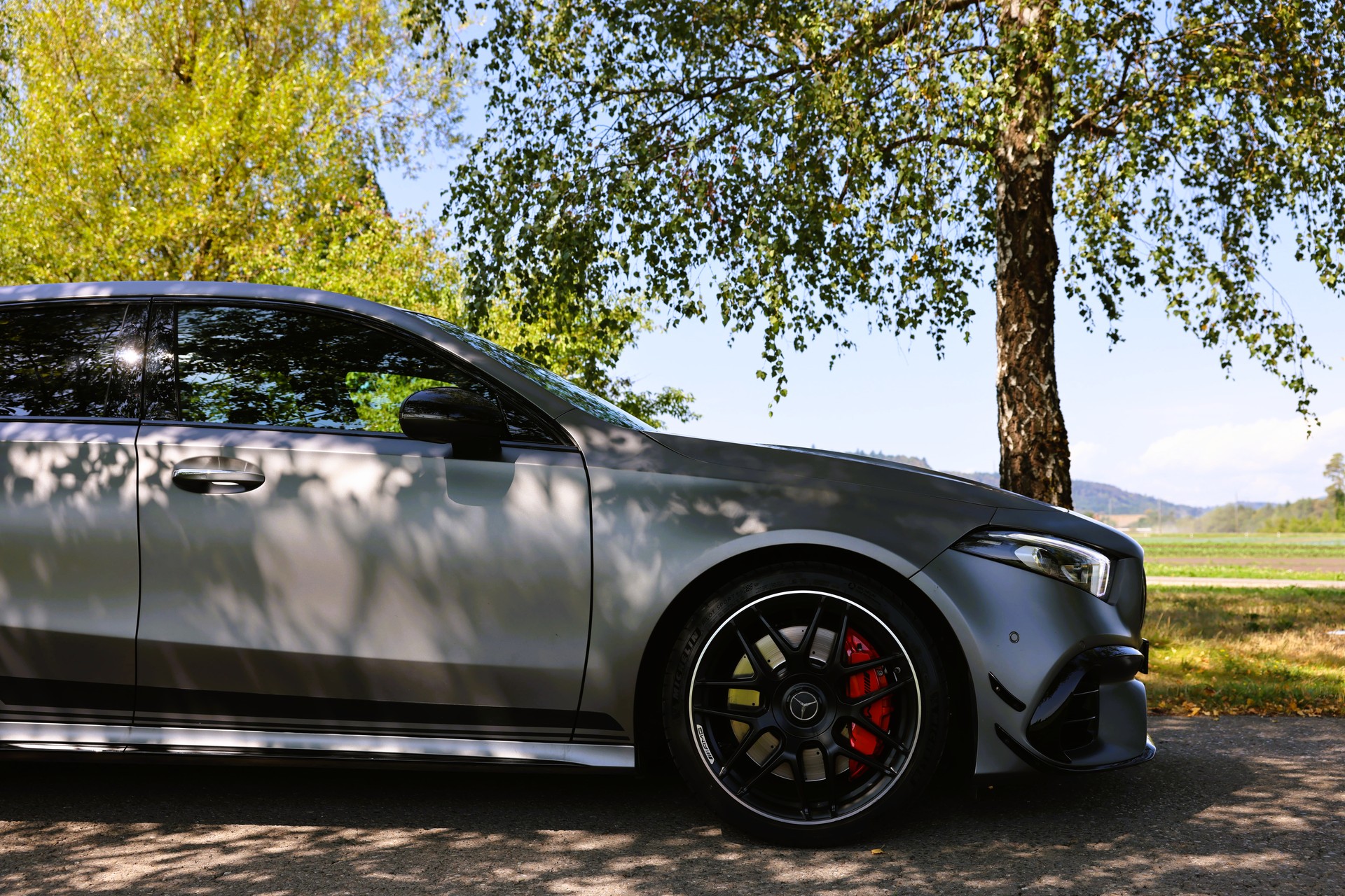 MERCEDES-BENZ A 45 S AMG 4Matic+ Speedshift *CH-Fahrzeug*-image-4