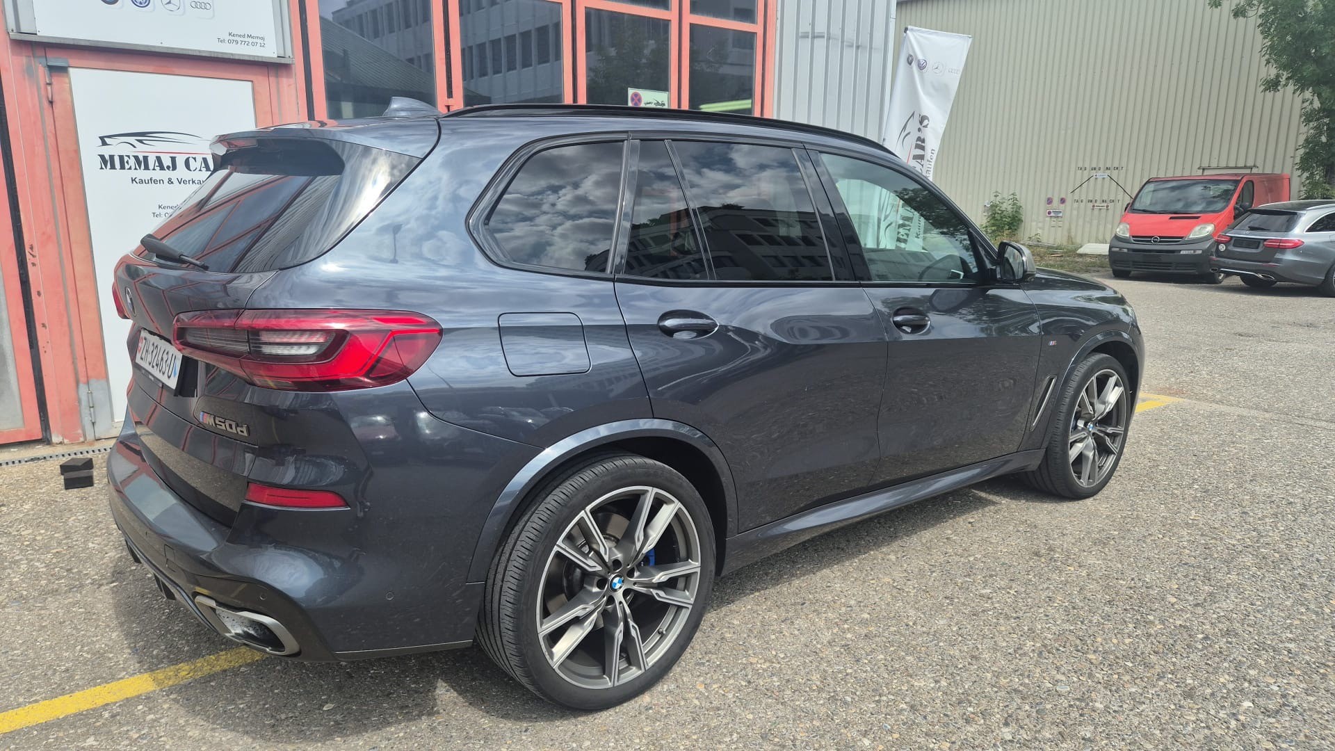 BMW X5 xDrive M50d Steptronic-image-3