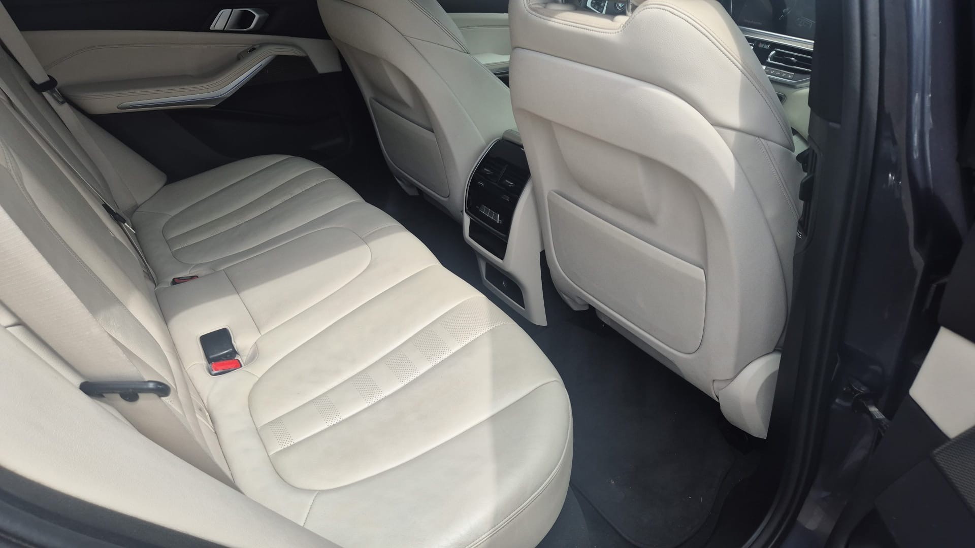 BMW X5 xDrive M50d Steptronic-image-10