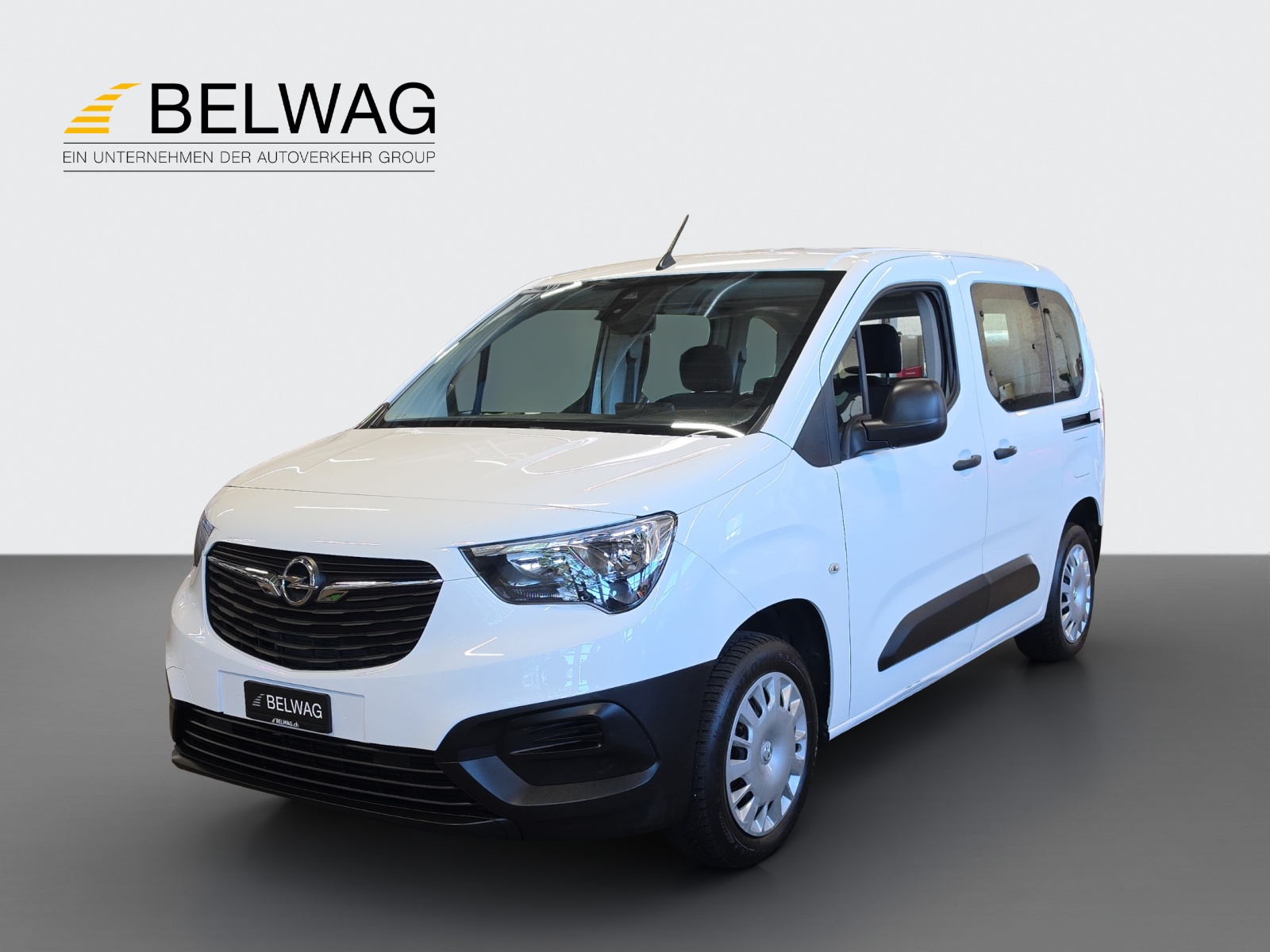 OPEL Combo-e Life 50kWH/136-image-0