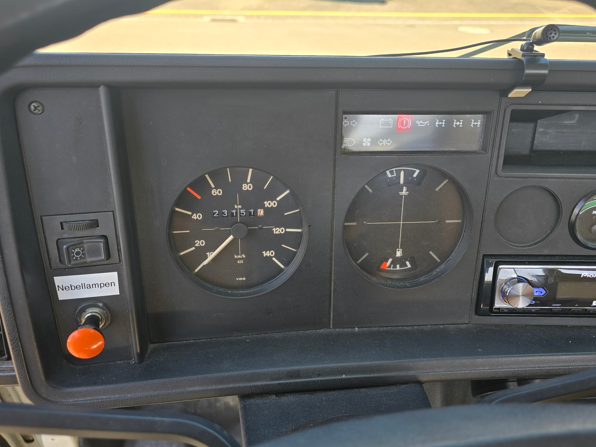 VW 35-image-25