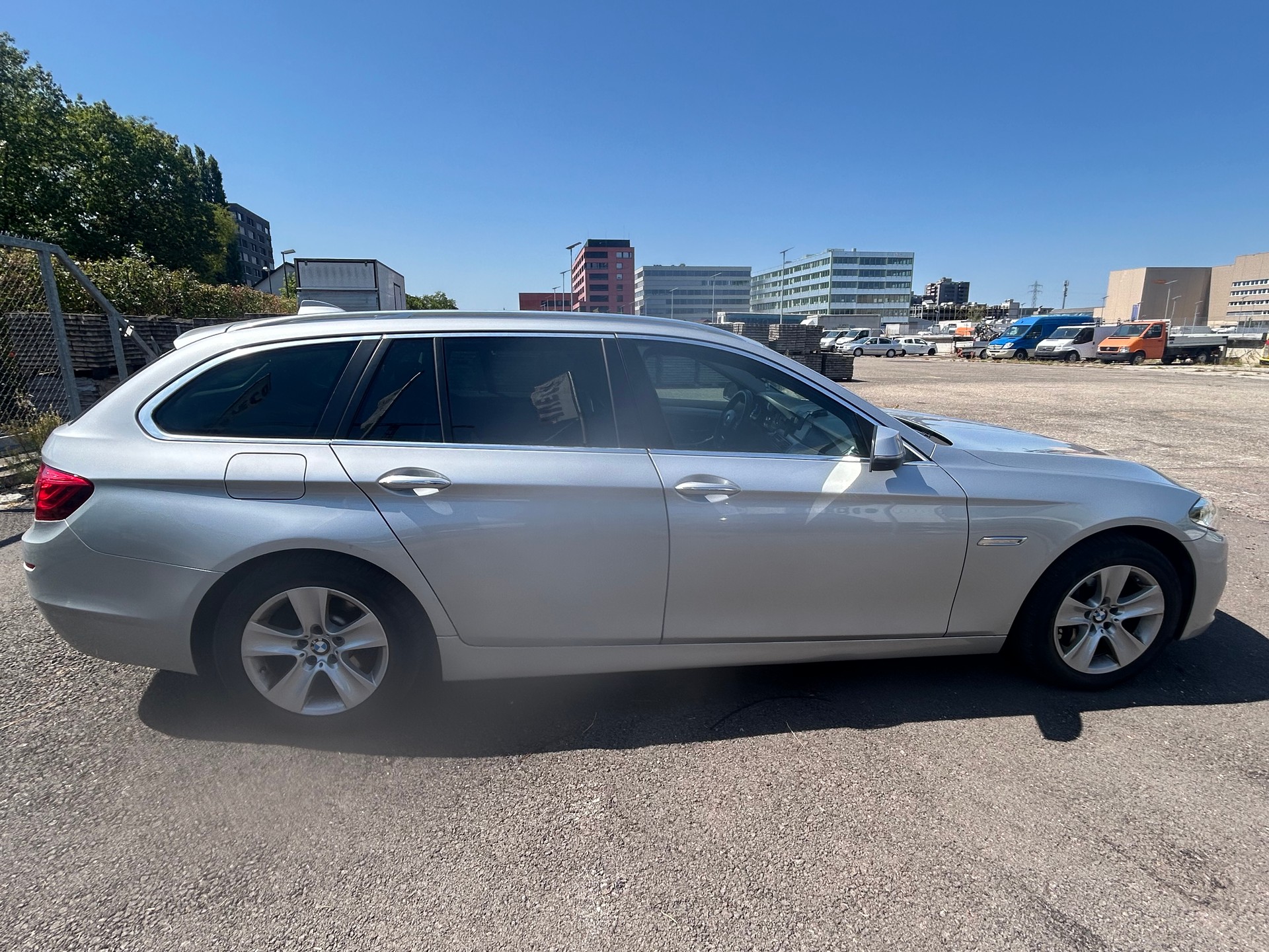 BMW 525d Touring xDrive Steptronic-image-5